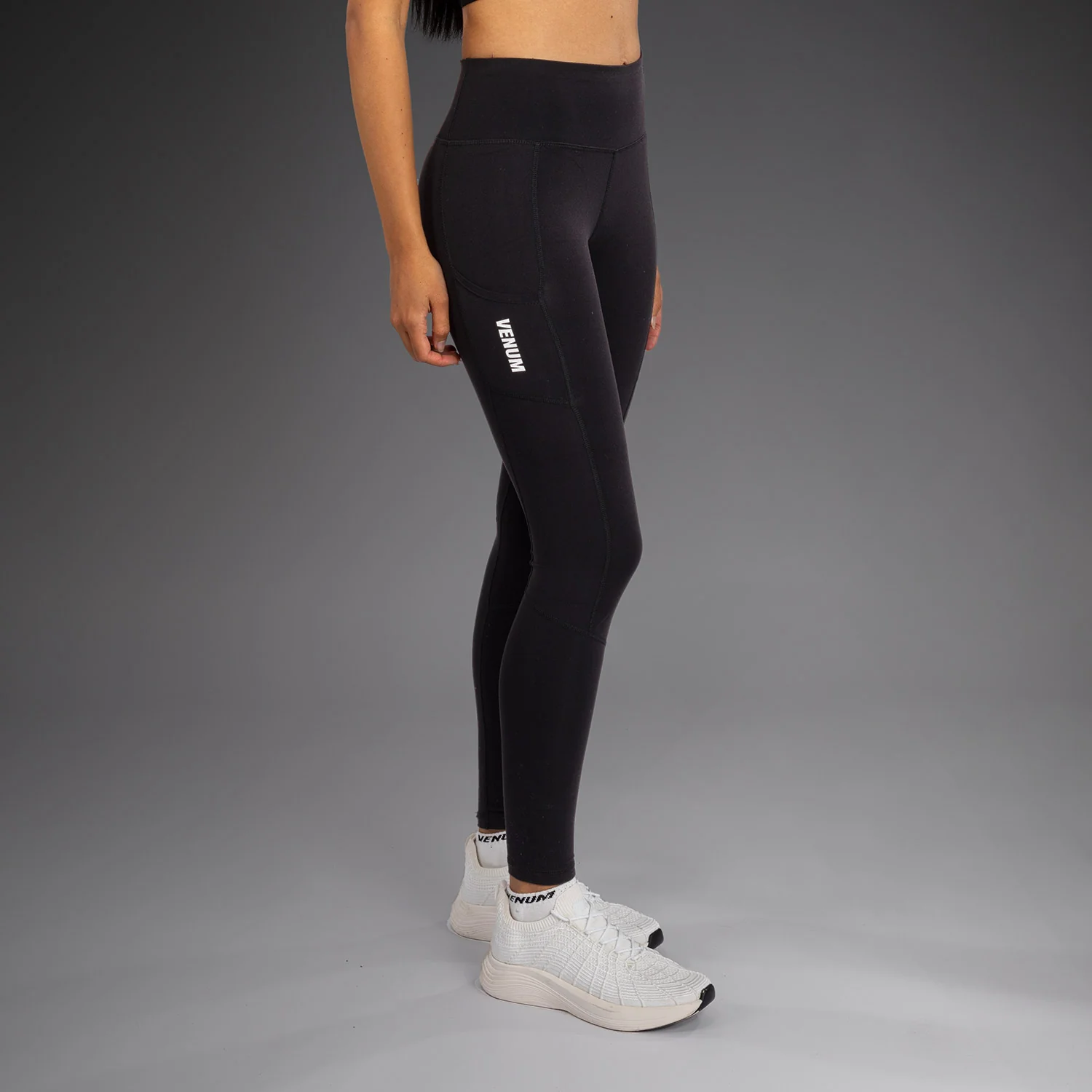 Venum Essential Leggings Performance - Black - Image 4