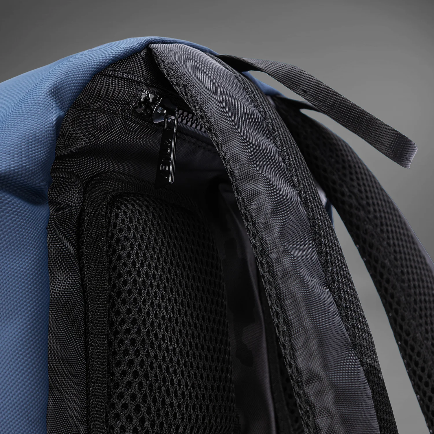 Venum Evo 2 Backpack (20-25L) - Black/Blue - Image 5