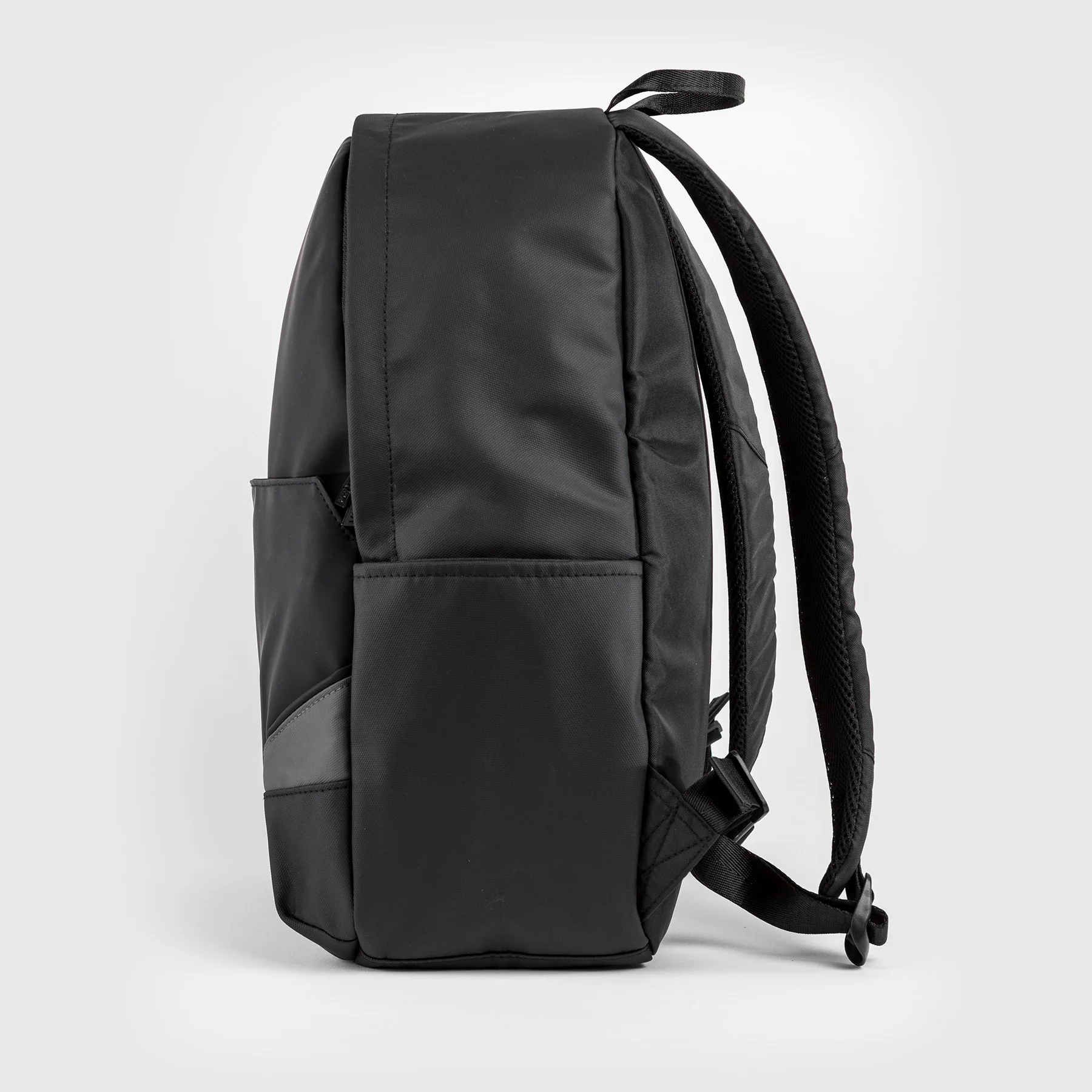 Venum Evo 2 Light Backpack (20-25L) - Black/Grey - Image 3