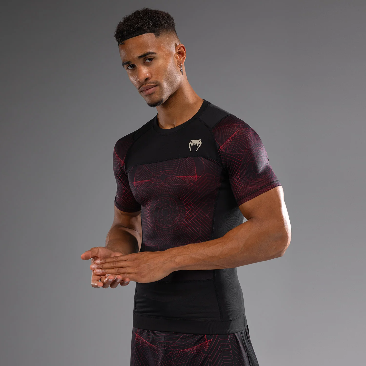 Venum G-Fit Air Men's Short Sleeve Rashguard - Deep Black/Fire Red - Image 3