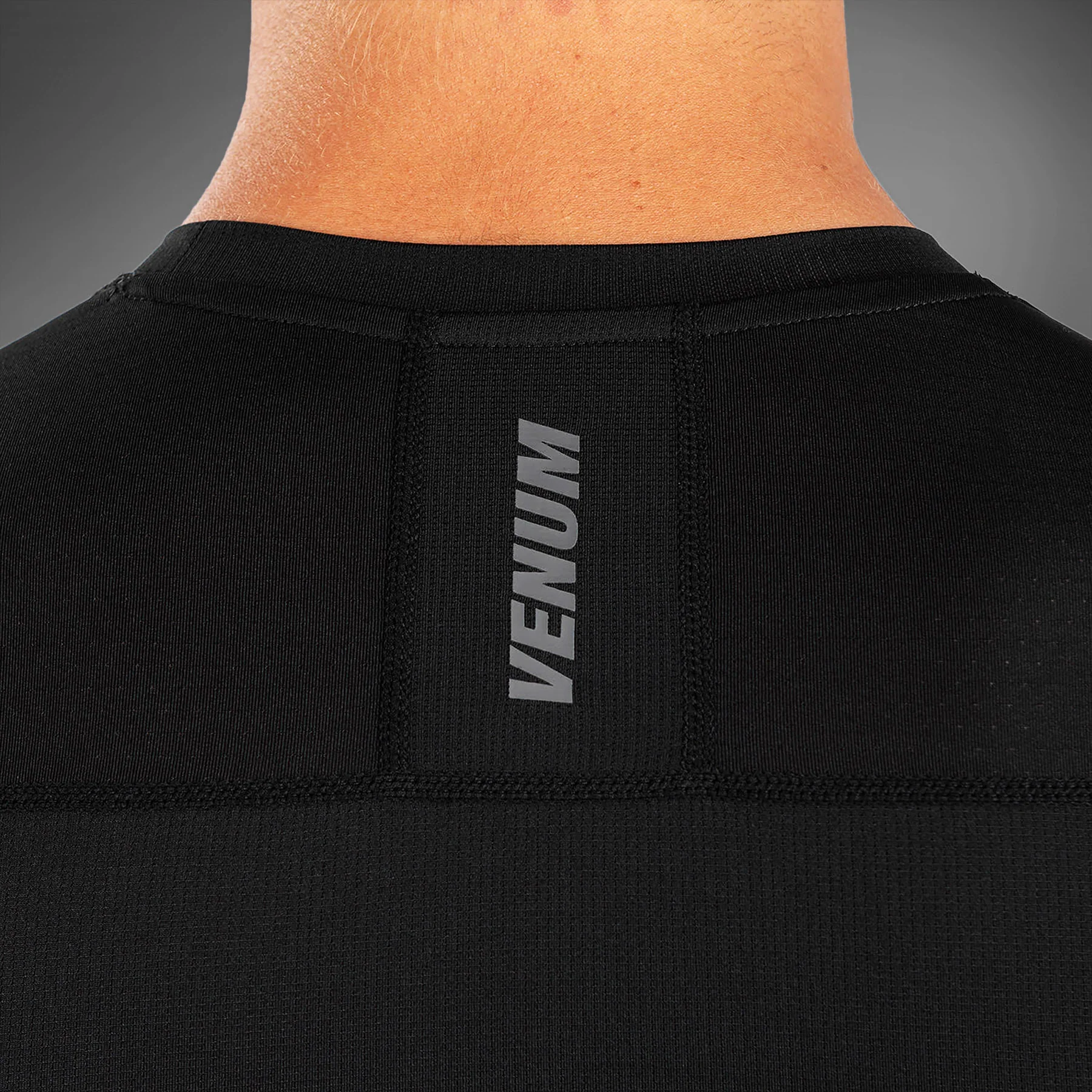 Venum G-Fit Air Rashguard Shortsleeve - Black - Image 6