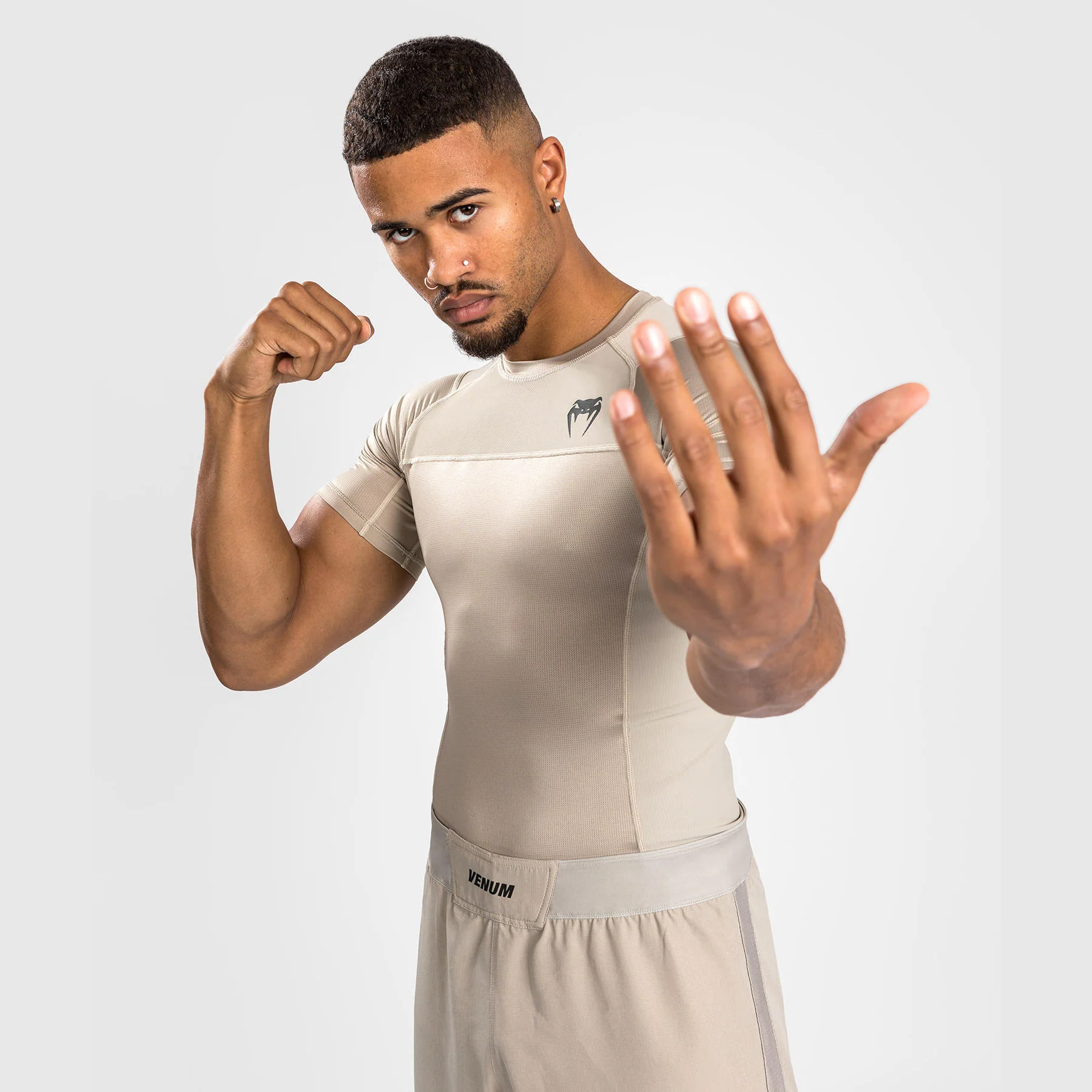 Venum G-Fit Air Rashguards Shortsleeve - Sand - Image 3