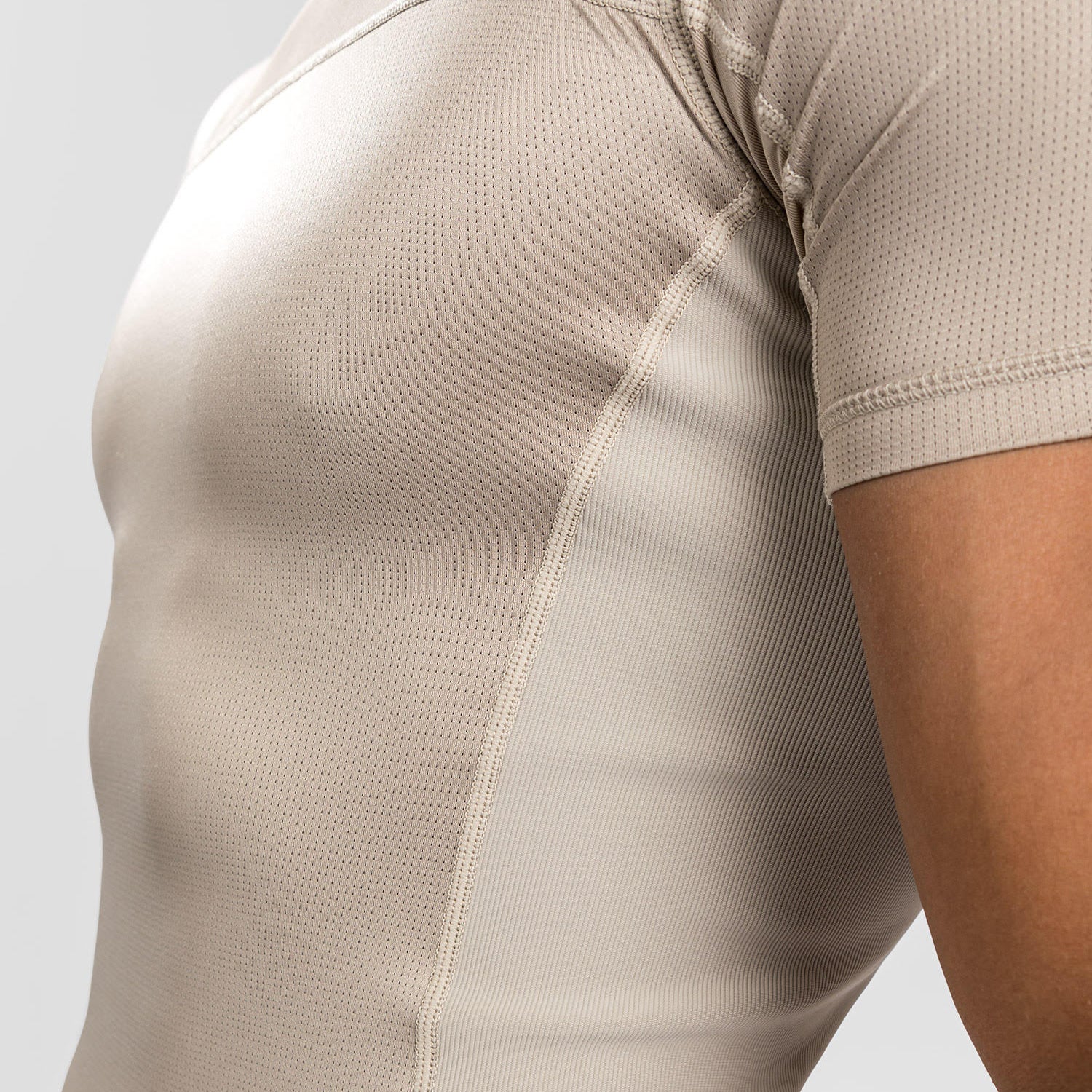 Venum G-Fit Air Rashguards Shortsleeve - Sand - Image 5