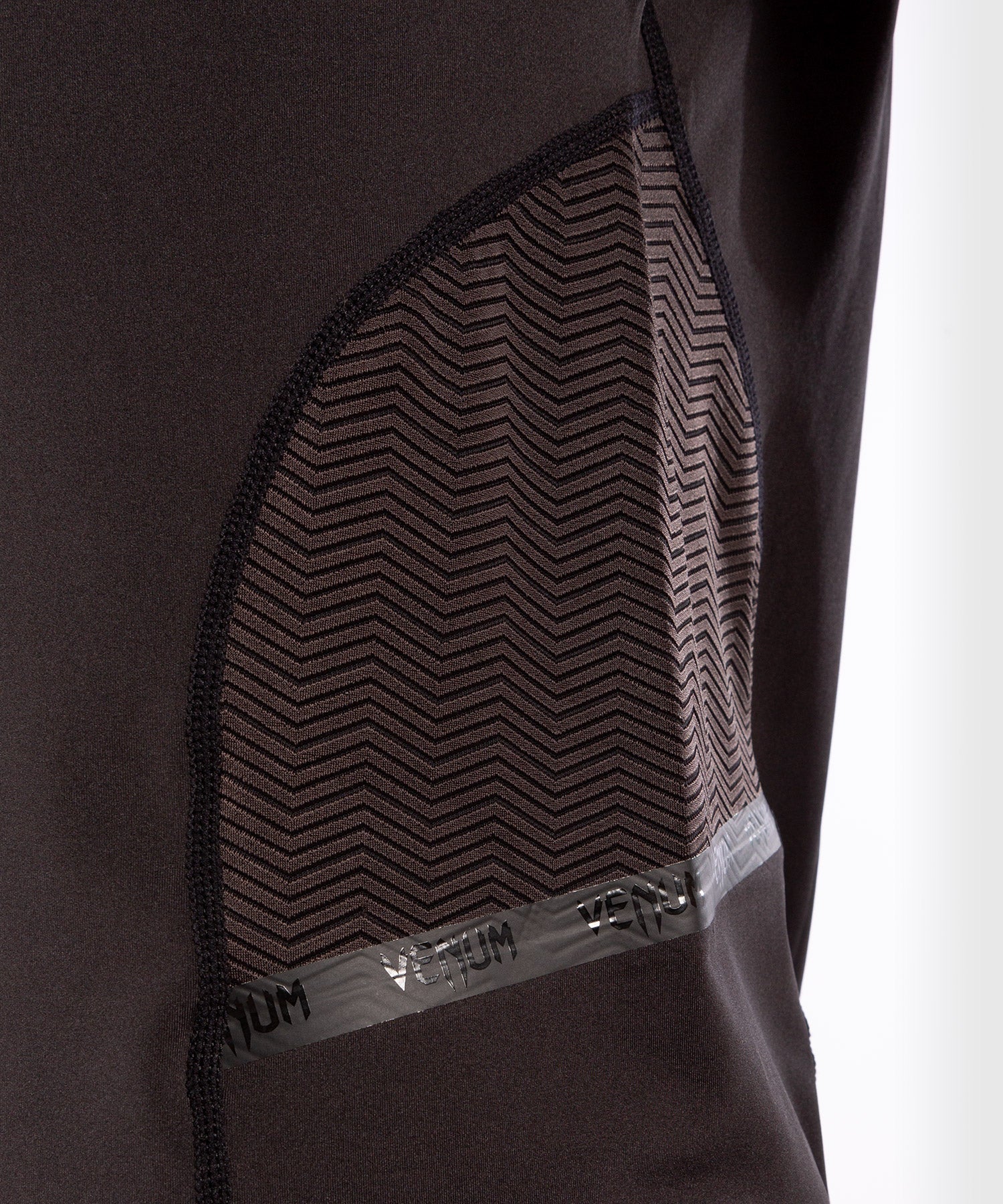 Venum G-Fit Dry-Tech T-shirt - Black/Gold - Image 6