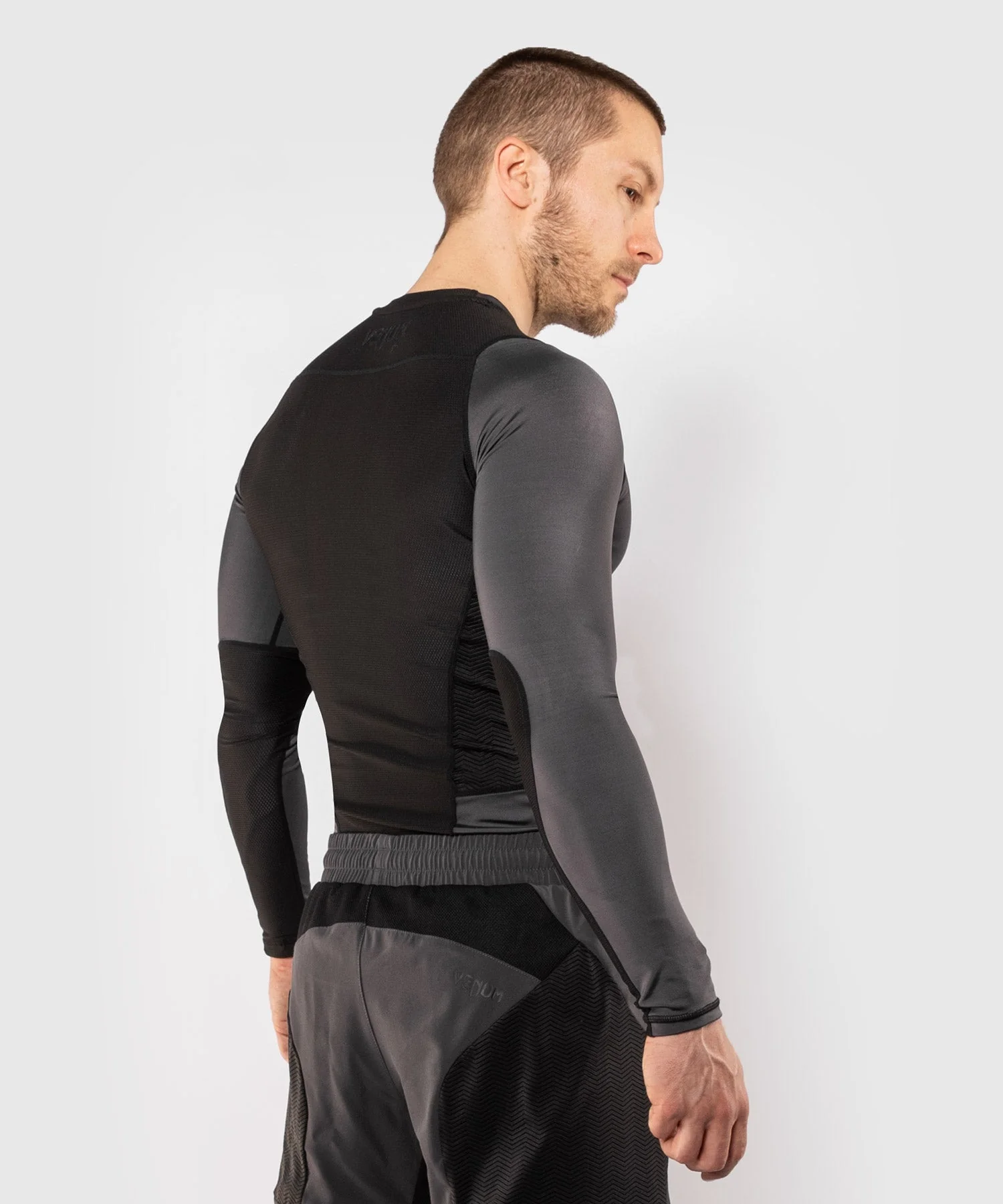 Venum G-Fit Rashguard - Long Sleeves - Grey/Black - Image 5