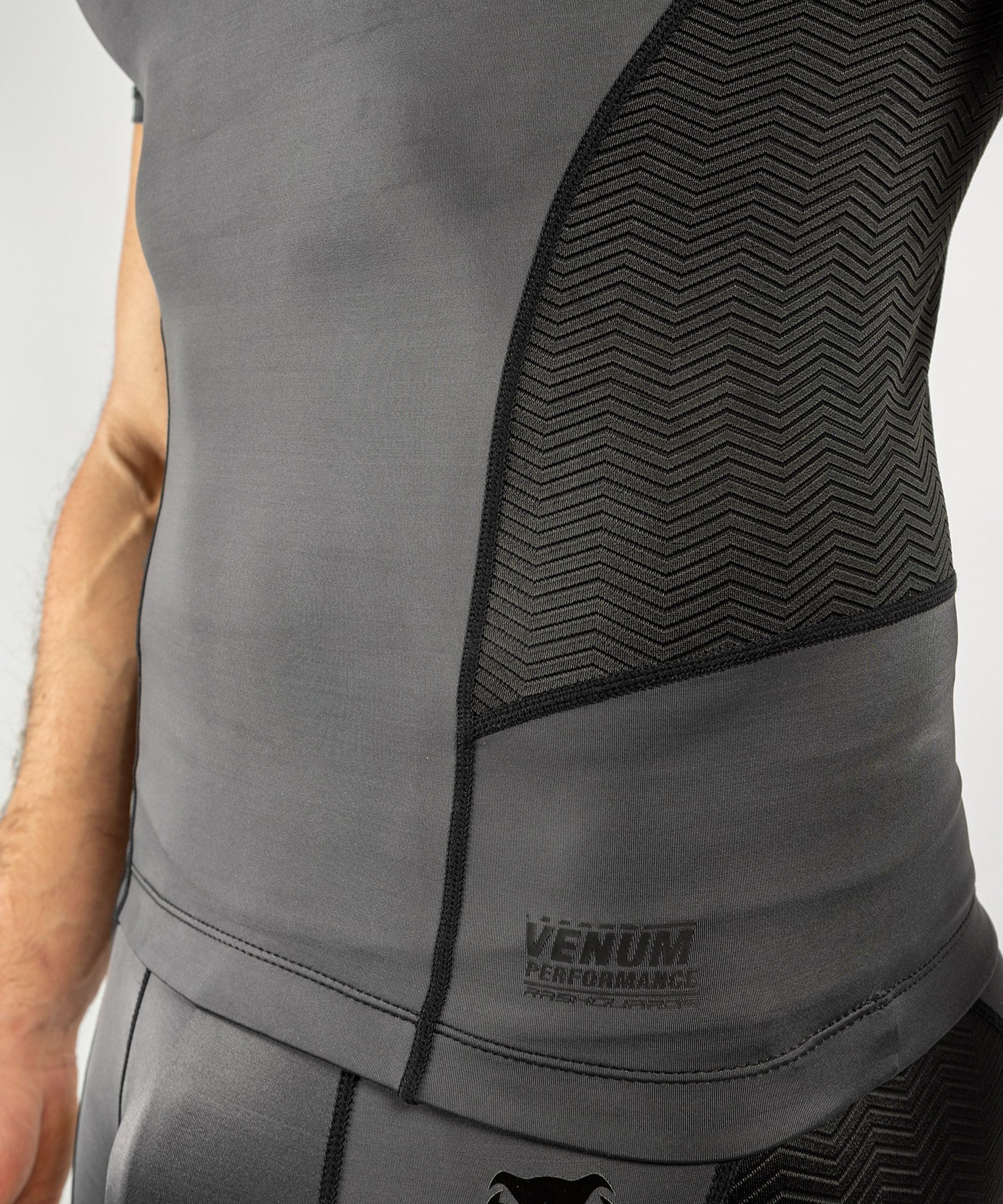 Venum G-Fit Rashguard - Short Sleeves - Grey/Black - Image 6