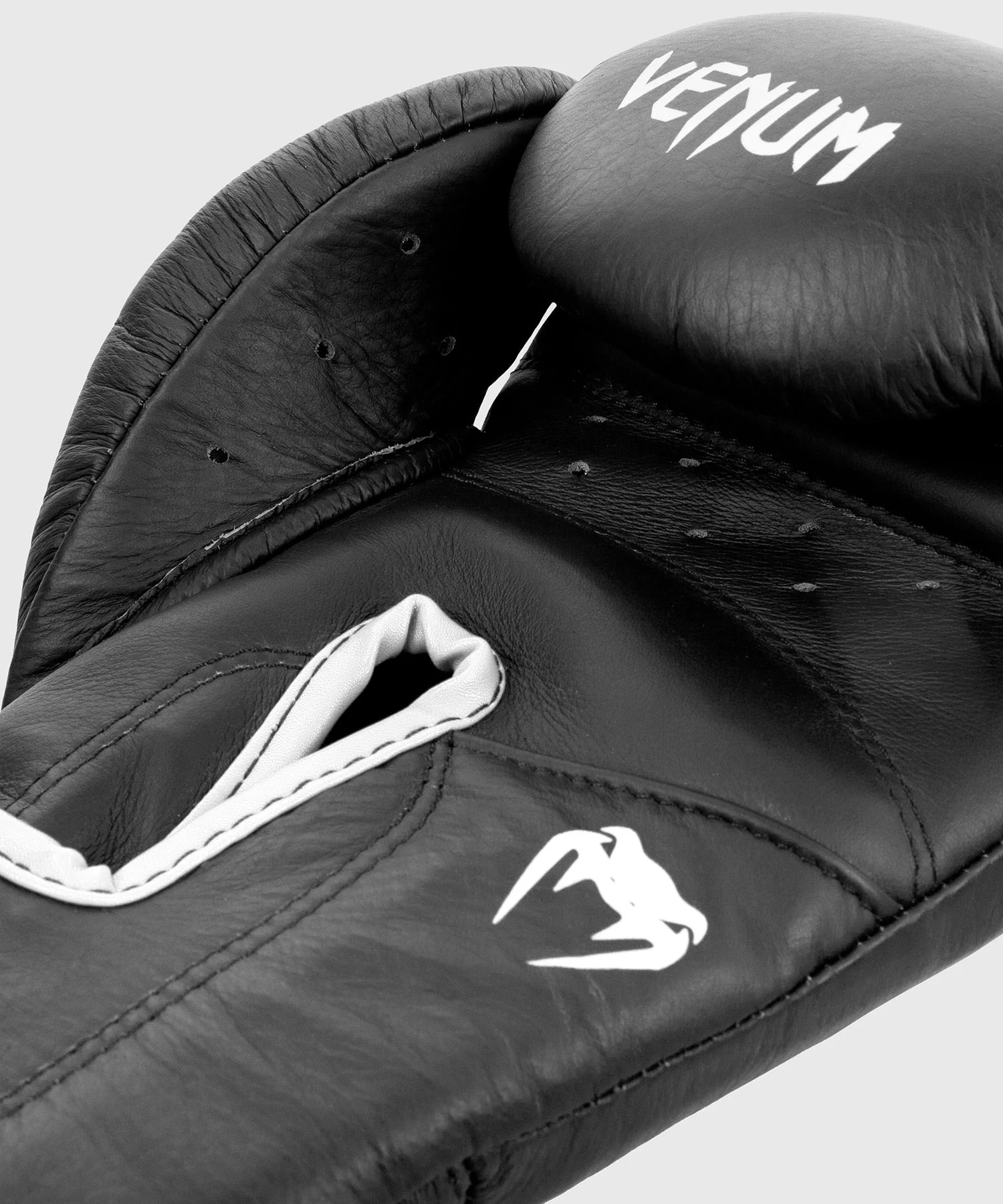 Venum Giant 2.0 Pro Boxing Gloves Velcro - Black/White - Image 5