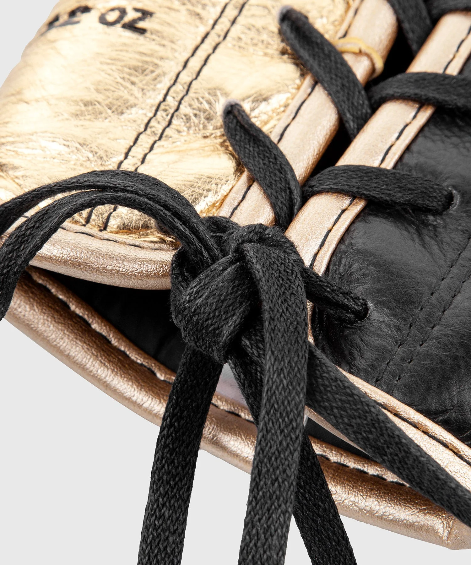 Venum Giant 2.0 Pro Boxing Gloves - With Laces - Black/Gold - Image 7
