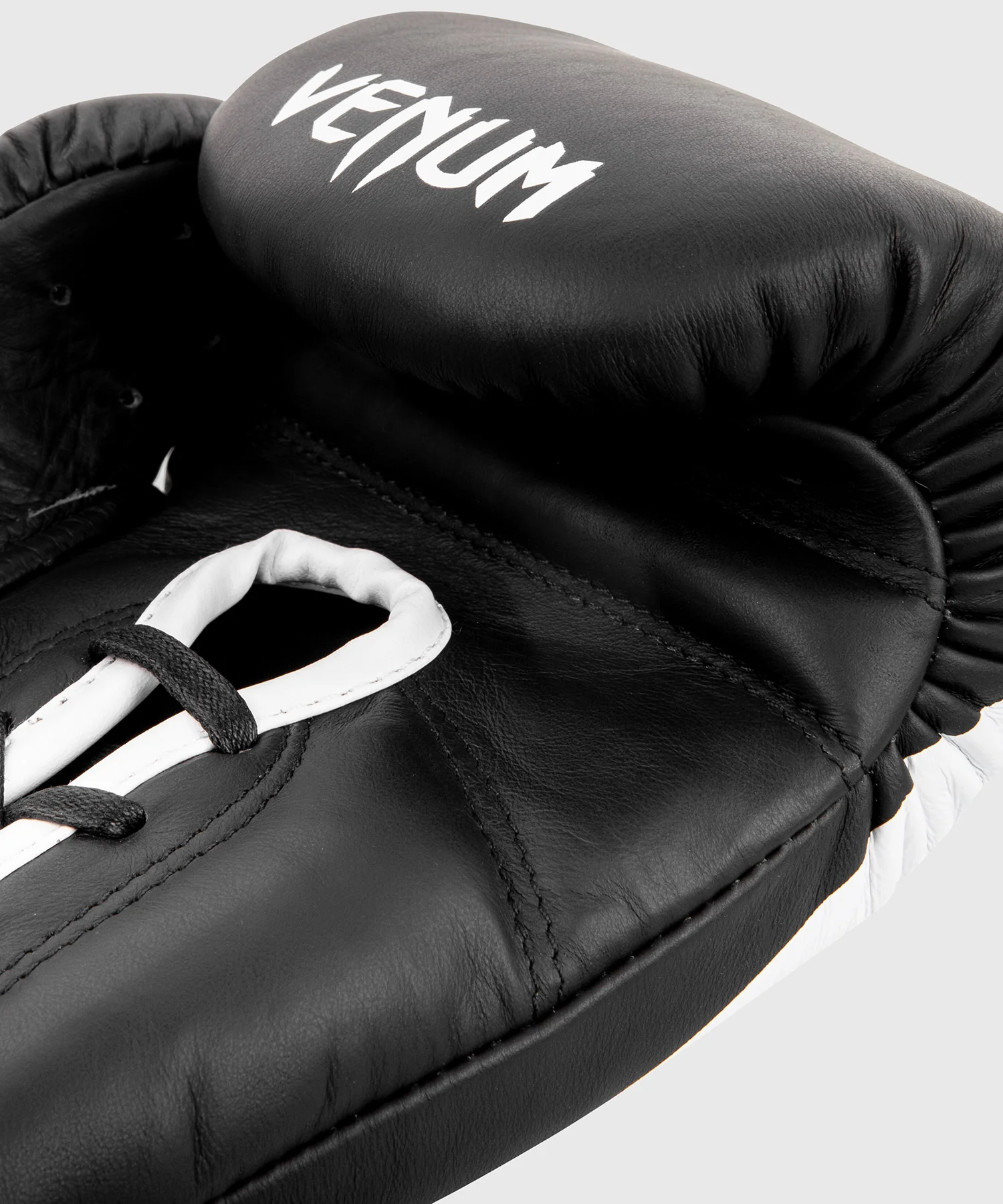 Venum Giant 2.0 Pro Boxing Gloves - With Laces - Black/White - Image 6
