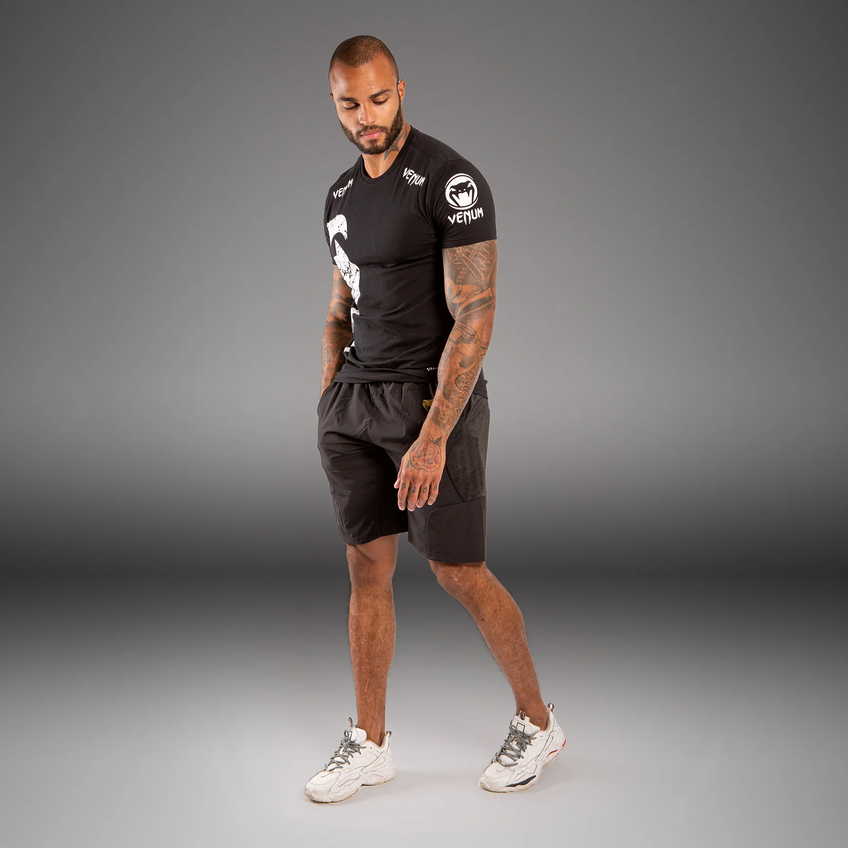 Venum Giant T-shirt - Black - Image 6