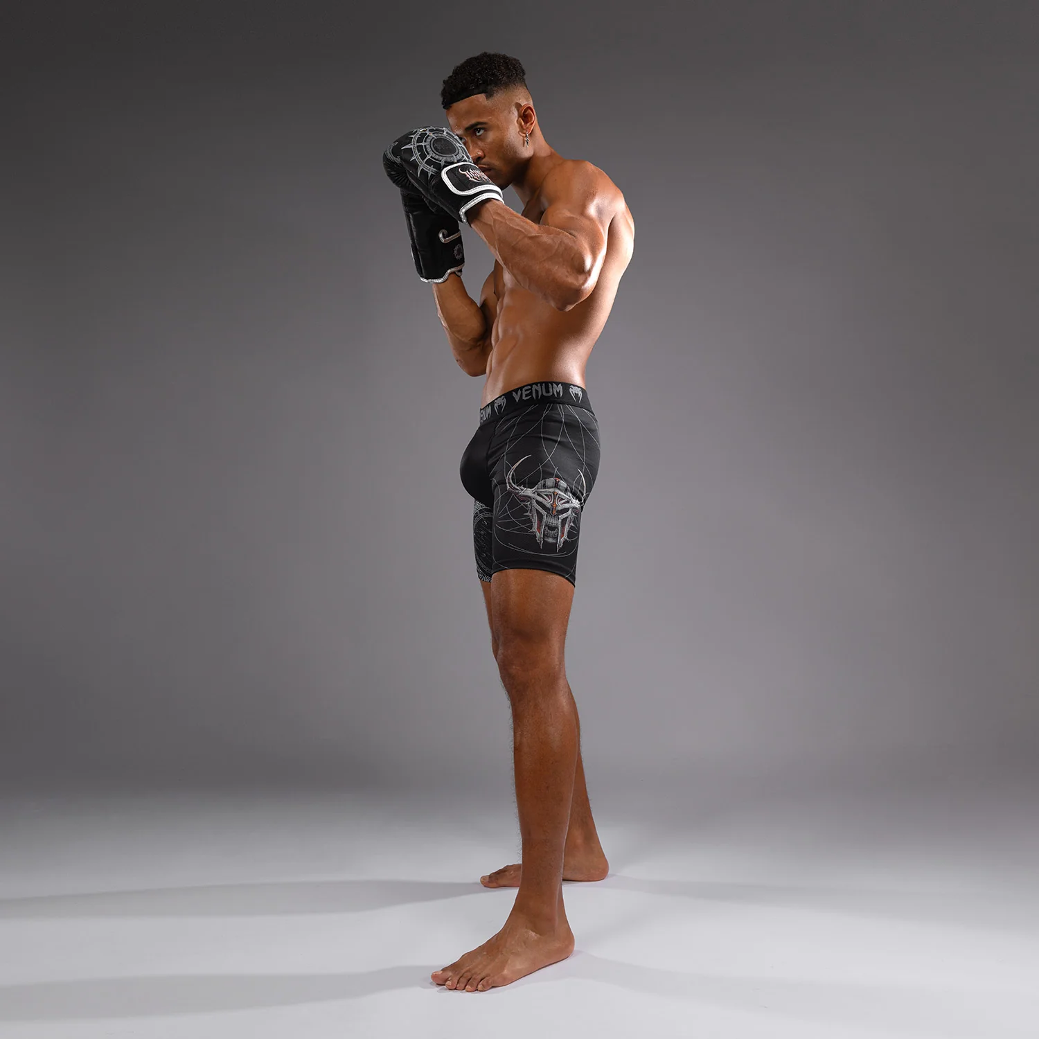 Venum Gladiator 5.0 Men's Vale Tudo Shorts - Black/Silver - Image 6