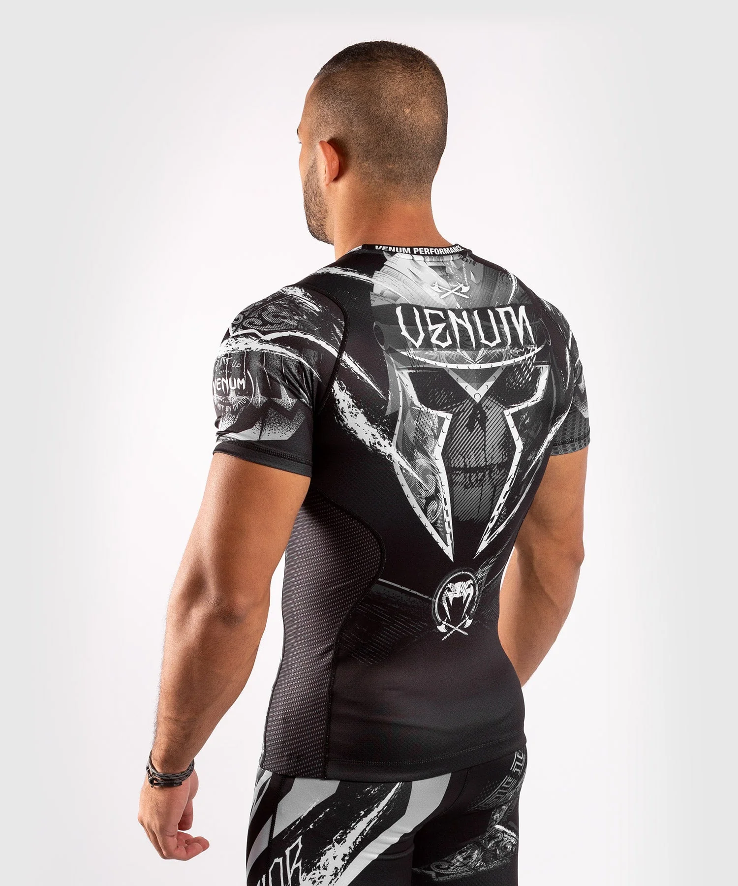 Venum GLDTR 4.0 Rashguard - short sleeves - Image 4