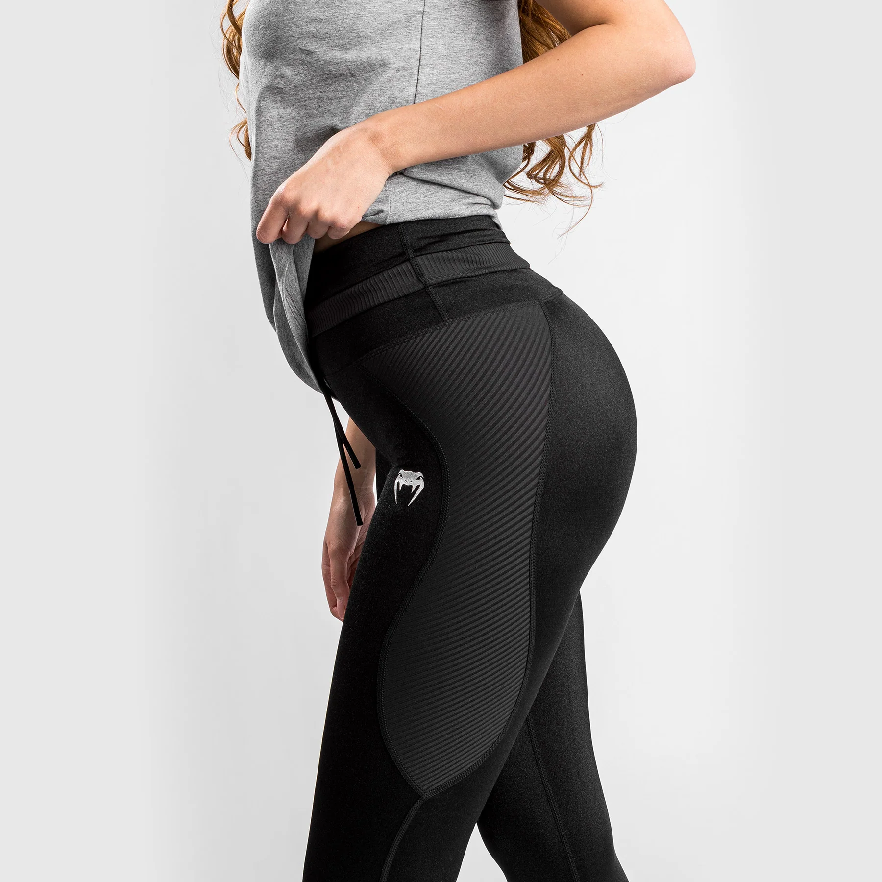 Venum Glow Leggings 7/8 - For Women - Black - Image 2