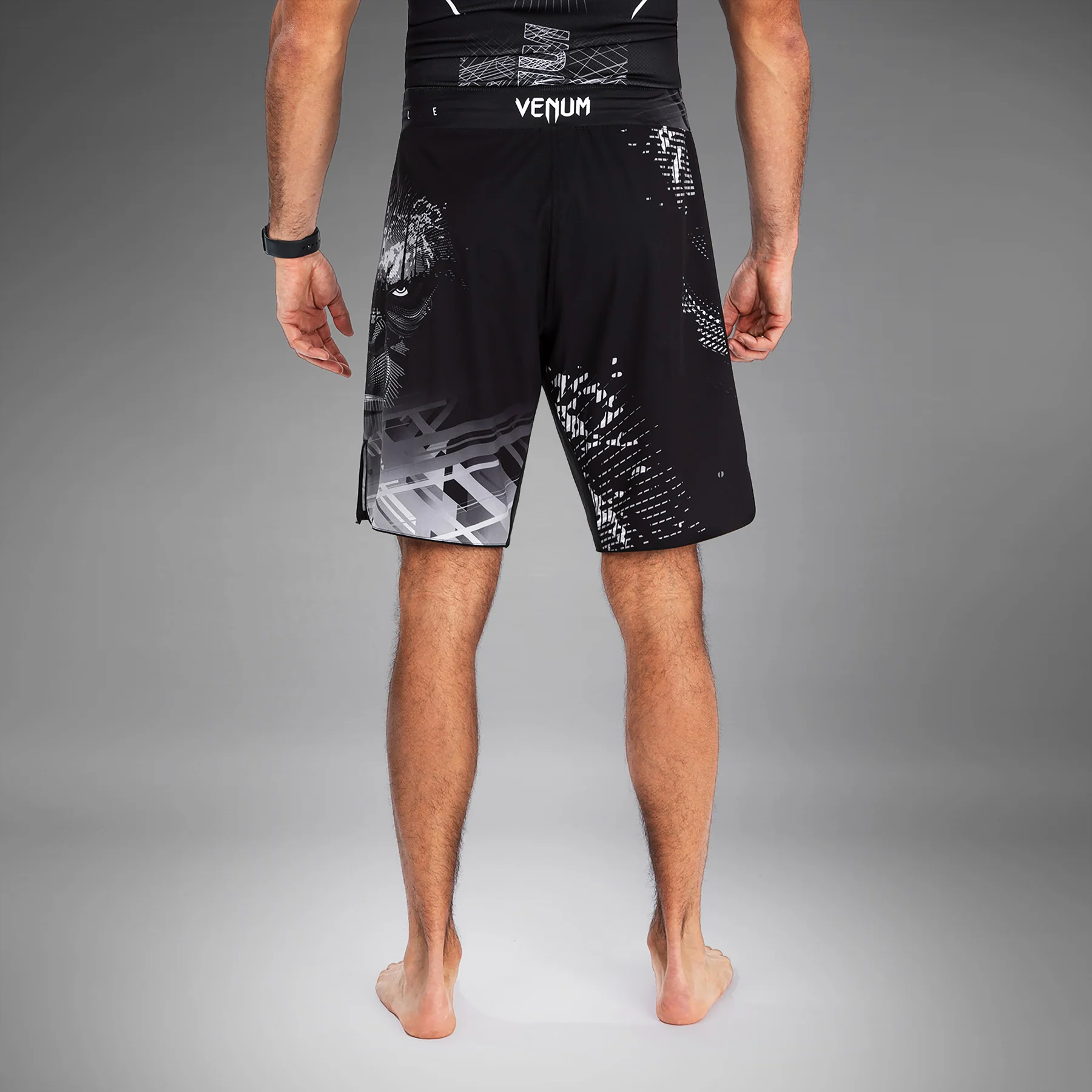 Venum Gorilla Jungle Fightshort - Black/White - Image 2