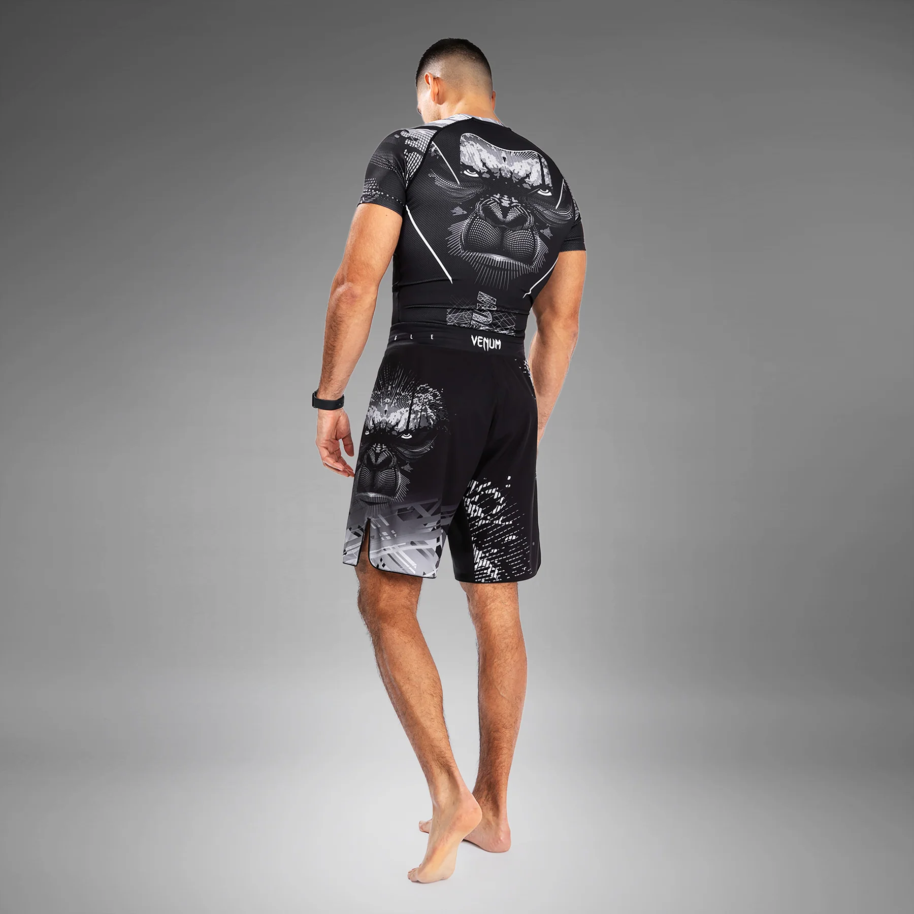Venum Gorilla Jungle Fightshort - Black/White - Image 6