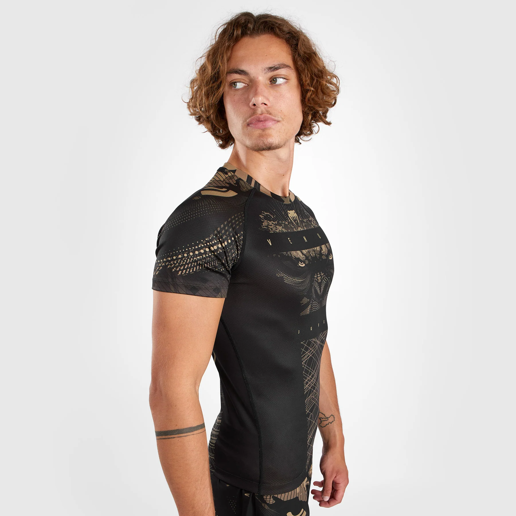 Venum Gorilla Jungle Rashguard Short Sleeves - Black/Sand - Image 3