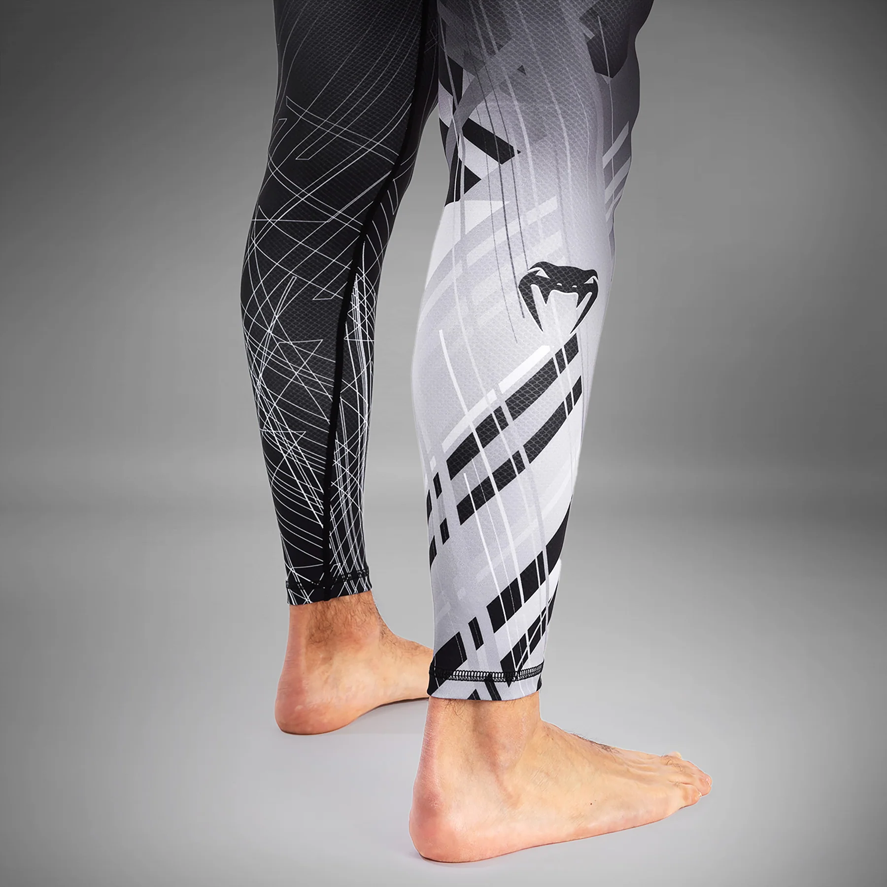 Venum Gorilla Jungle Spats - Black/White - Image 4