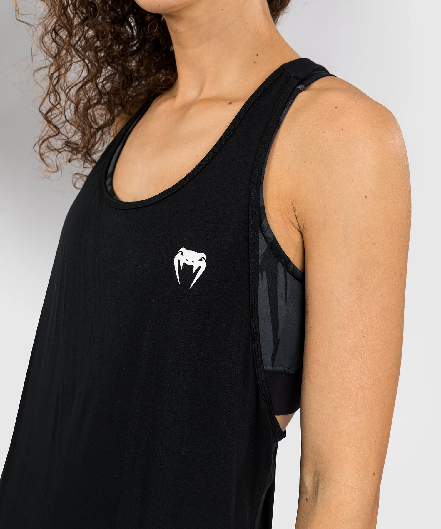 Venum Graffiti Women’s Tank Top - Black - Image 5