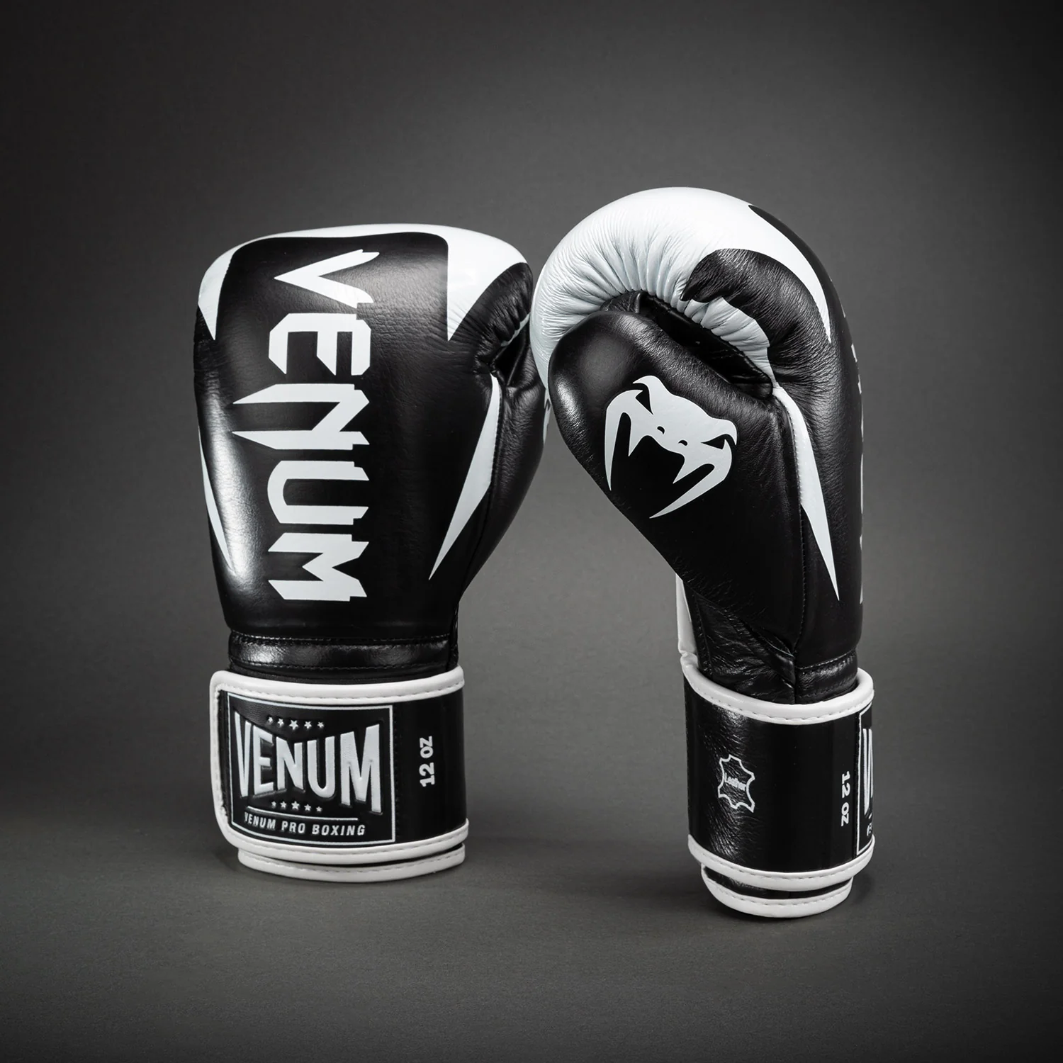 Venum Hammer Pro Boxing Gloves Velcro - Image 2