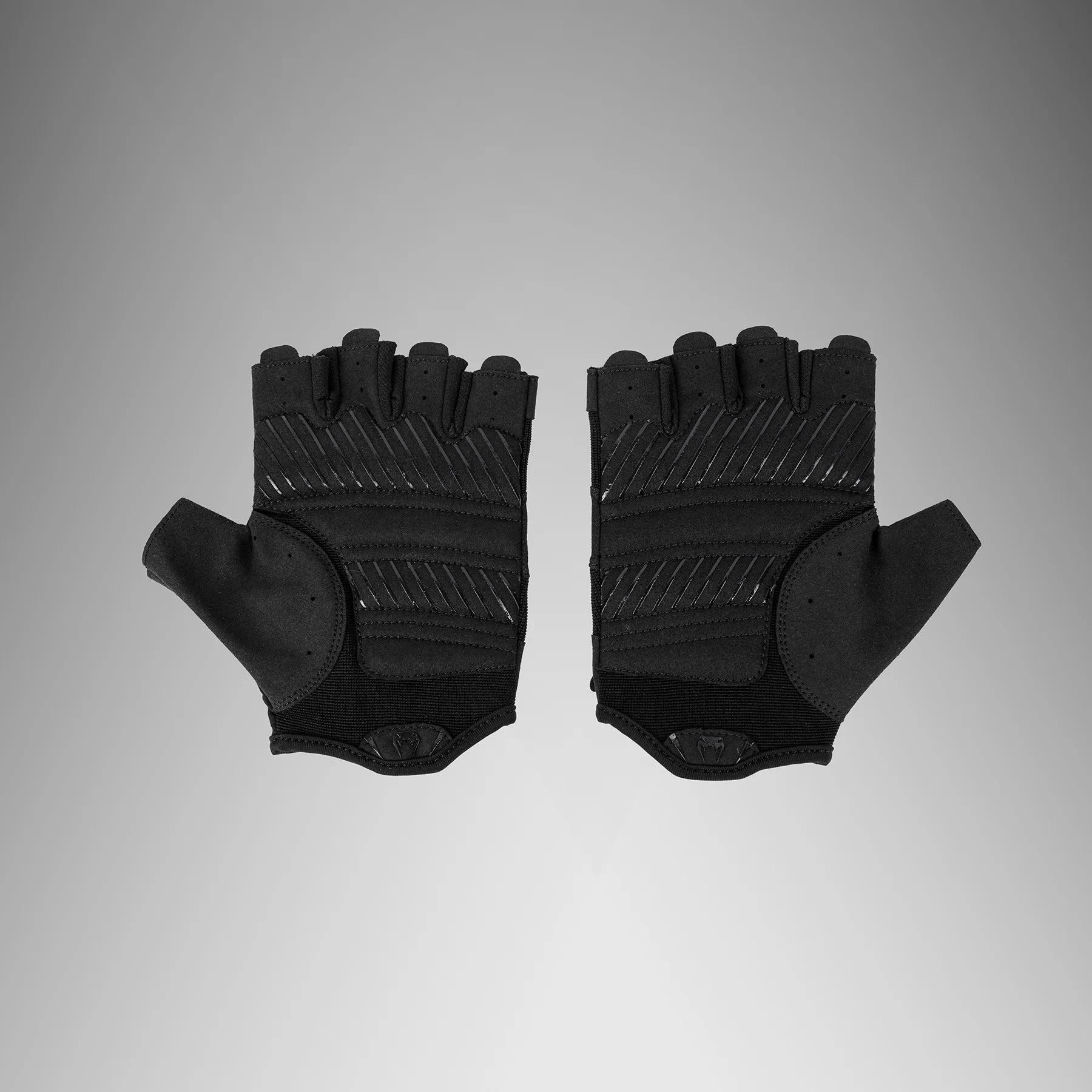 Venum HyperLift 2.0 Weightlifting Gloves - Image 2