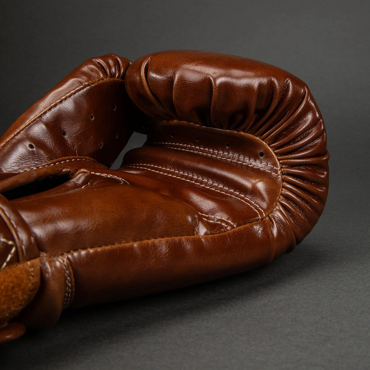 Venum Impact Classic Boxing Gloves - Shiny Havana - Image 3