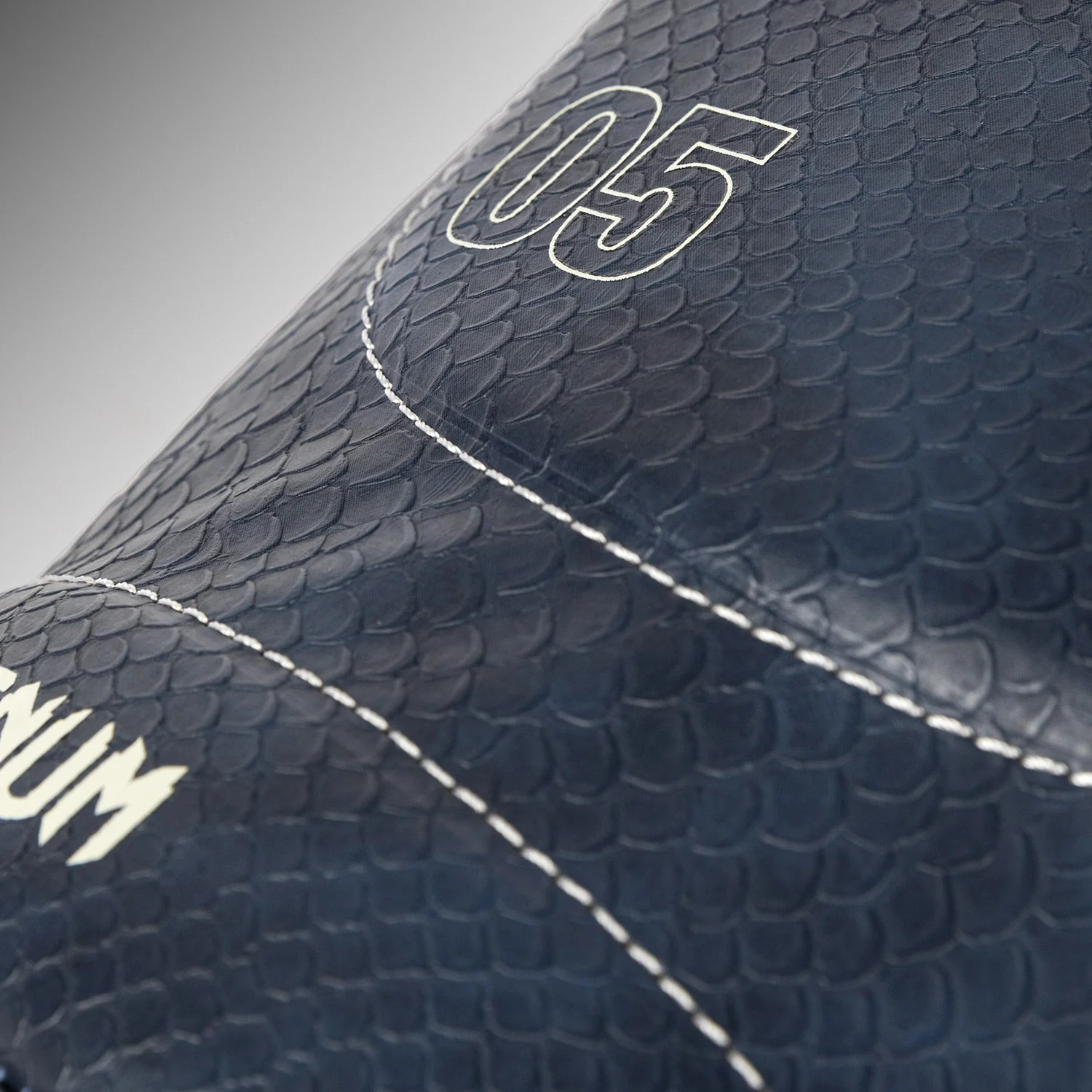 Venum Impact Evo Scales Boxing Gloves - Midnight Blue - Image 5