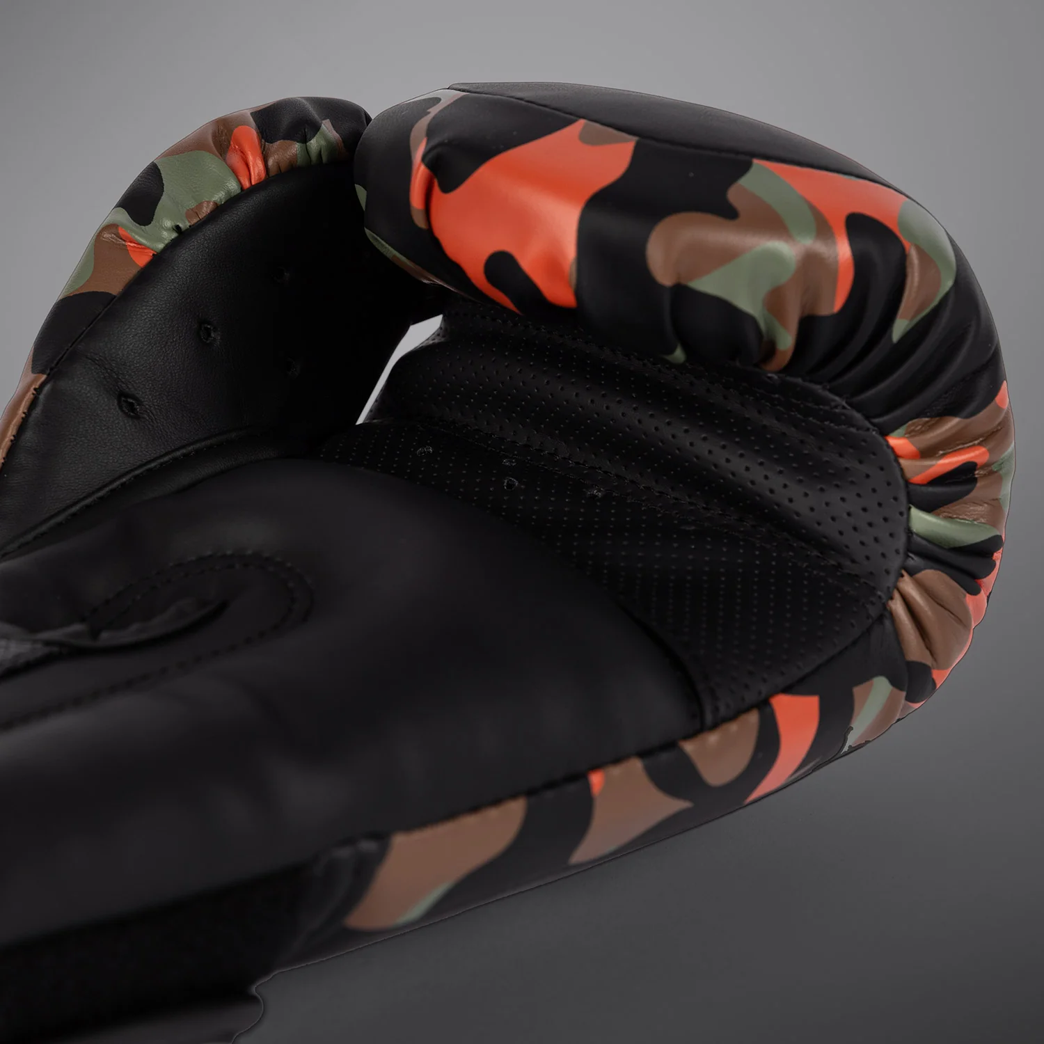 Venum Jungle Ops Boxing Gloves - Canyon Camo - Image 5