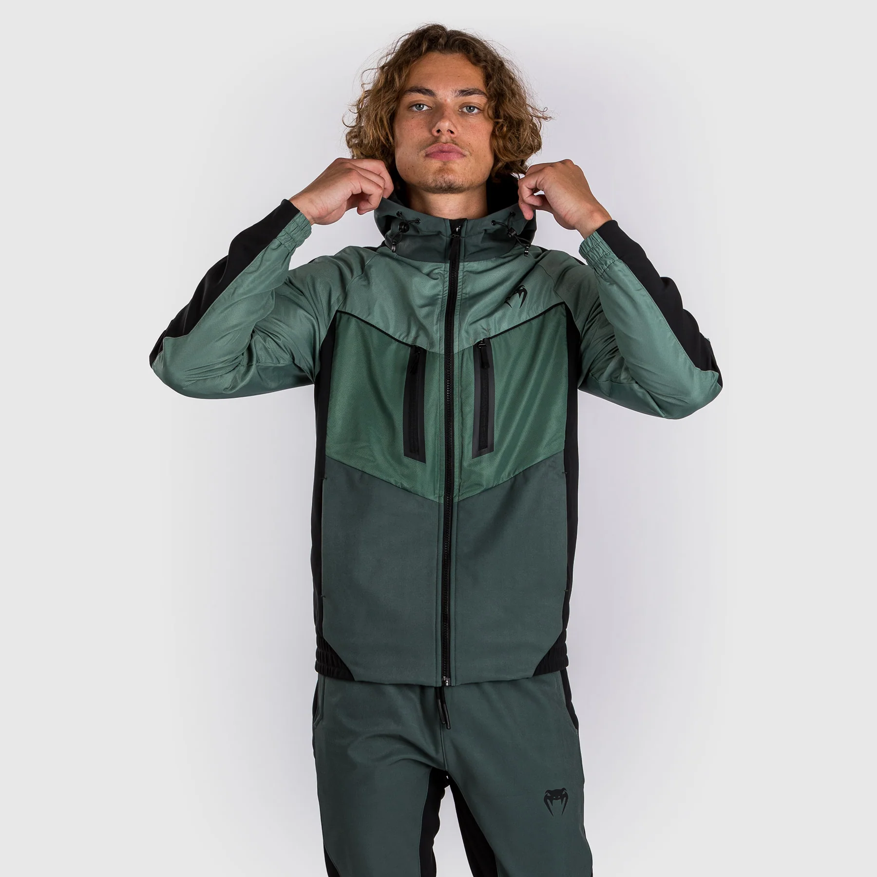 Venum Laser 3.0 Track Jacket - Black/Khaki - Image 3