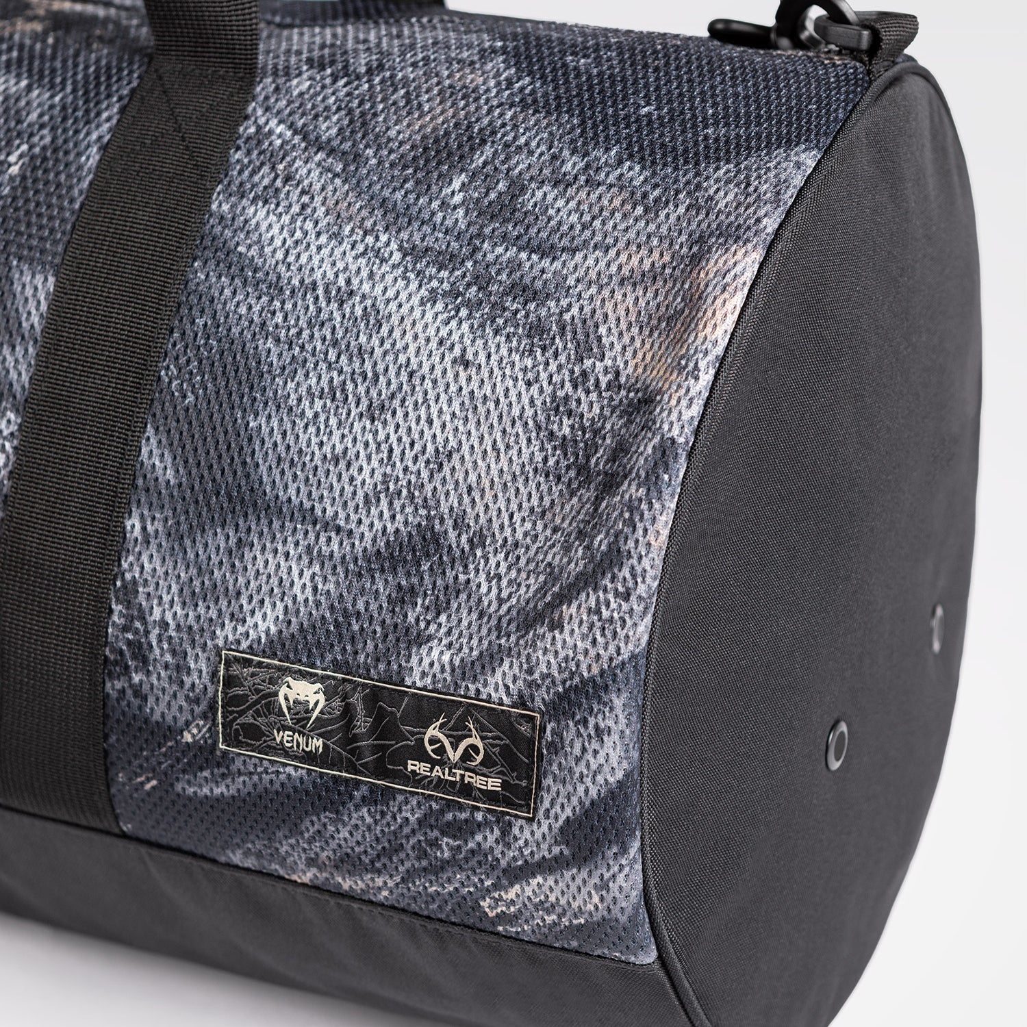 Venum Laser XT Realtree Duffle Bag - Dark Camo/Grey - Image 6