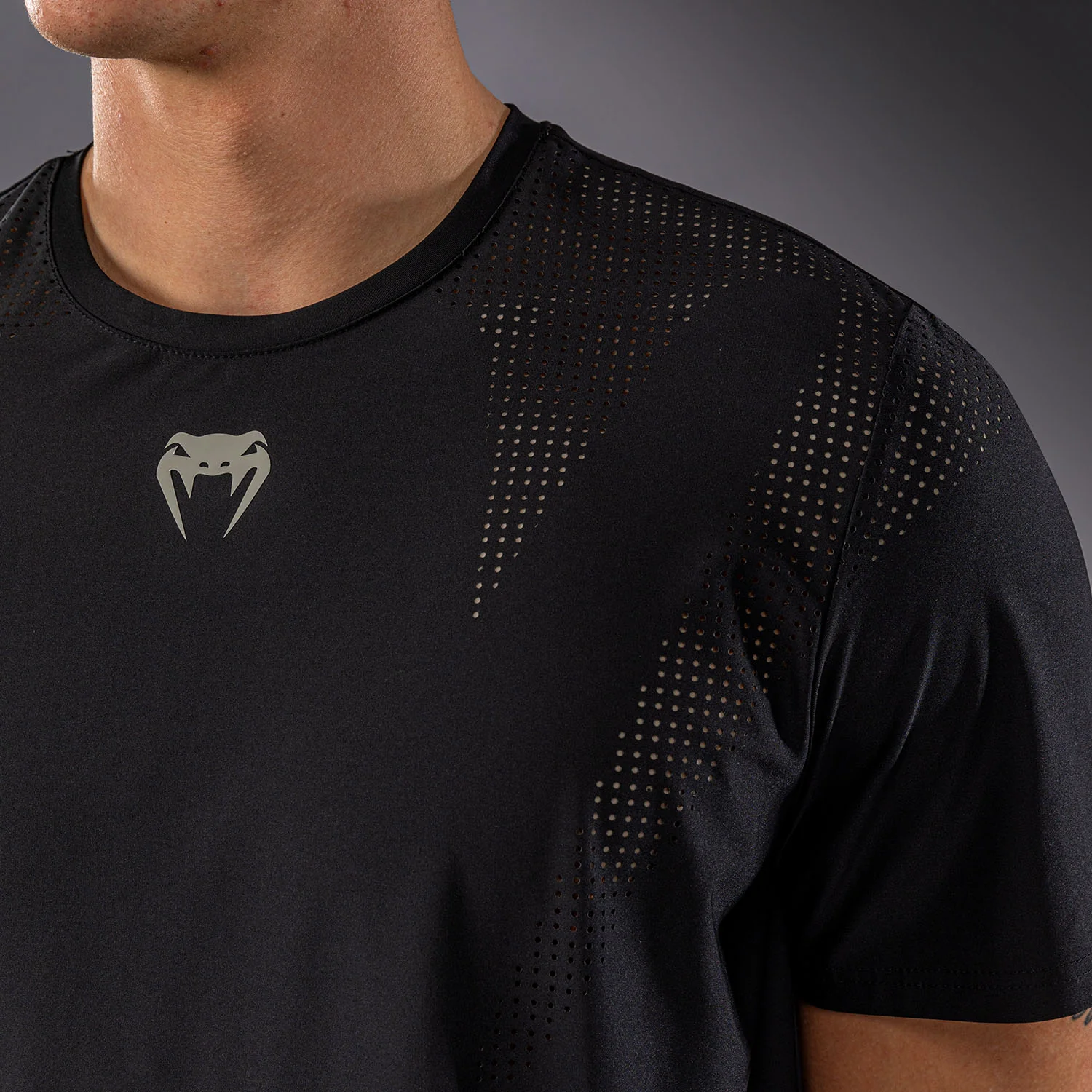 Venum Lazer Dry Tech T-Shirt - Black/Grey - Image 5