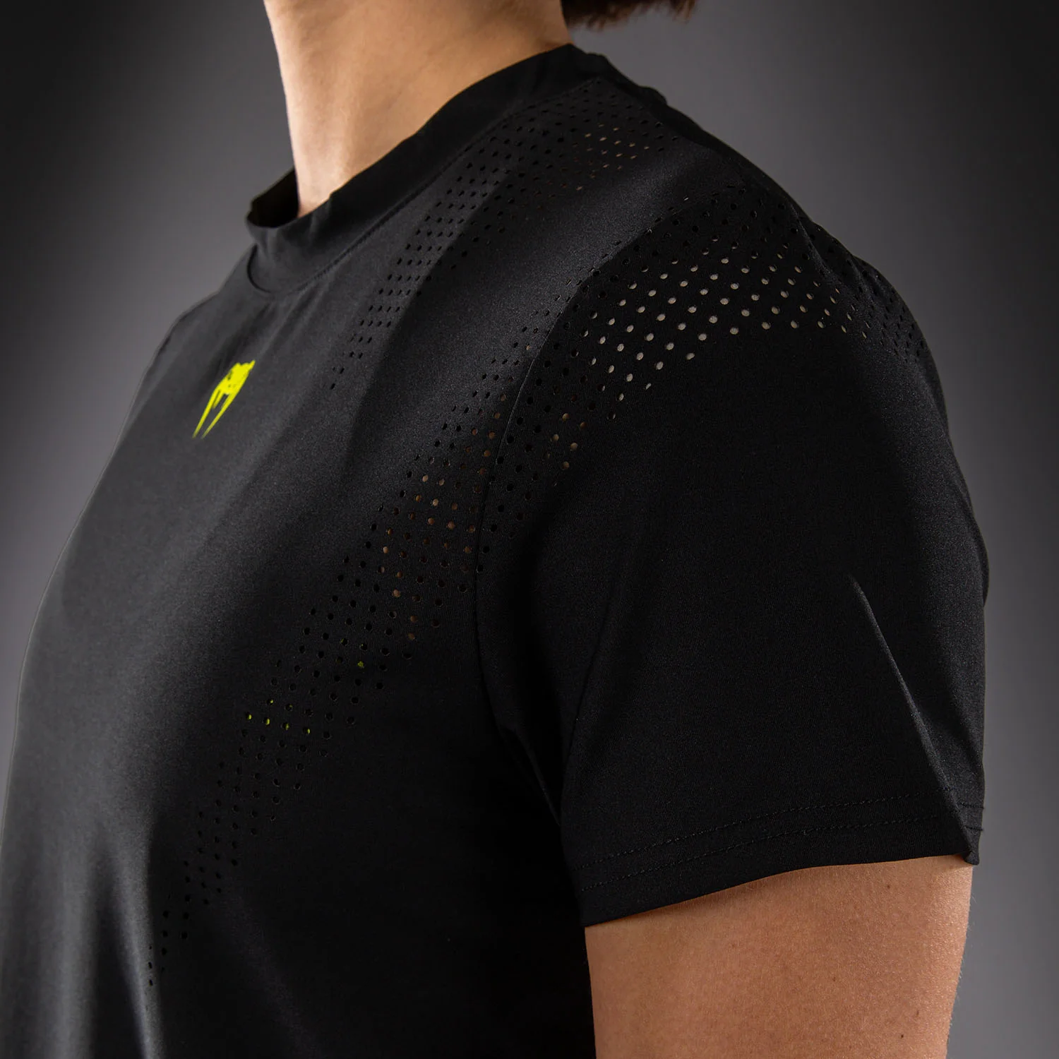 Venum Lazer Women's Dry Tech T-Shirt - Black/Yellow - Image 6