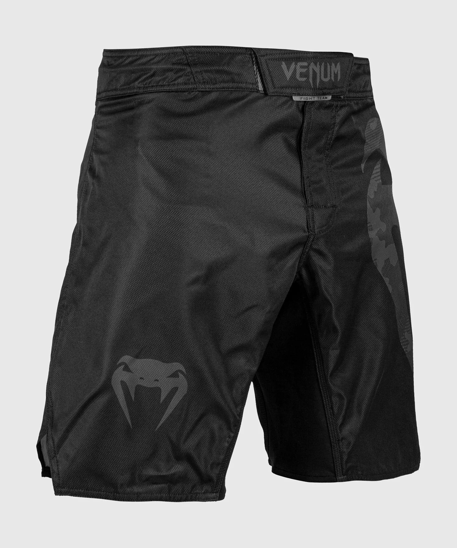 Venum Light 3.0 Fightshorts - Black/Dark camo - Image 3