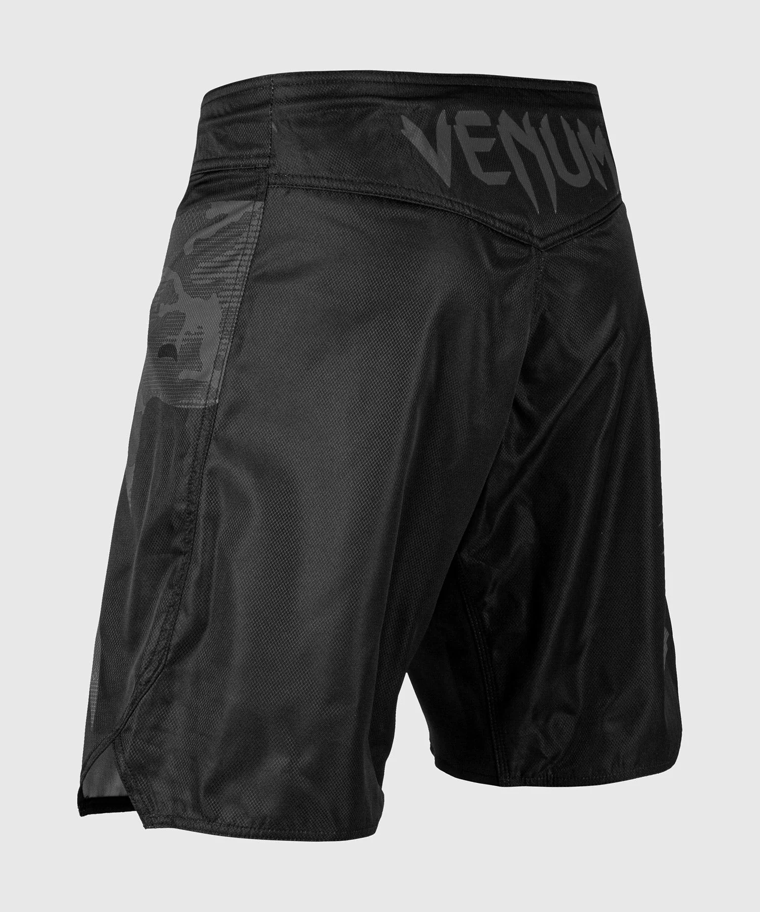 Venum Light 3.0 Fightshorts - Black/Dark camo - Image 4