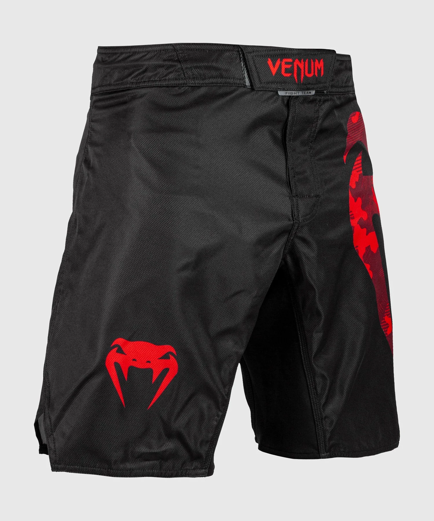 Venum Light 3.0 Fightshorts - Black/Red - Image 3