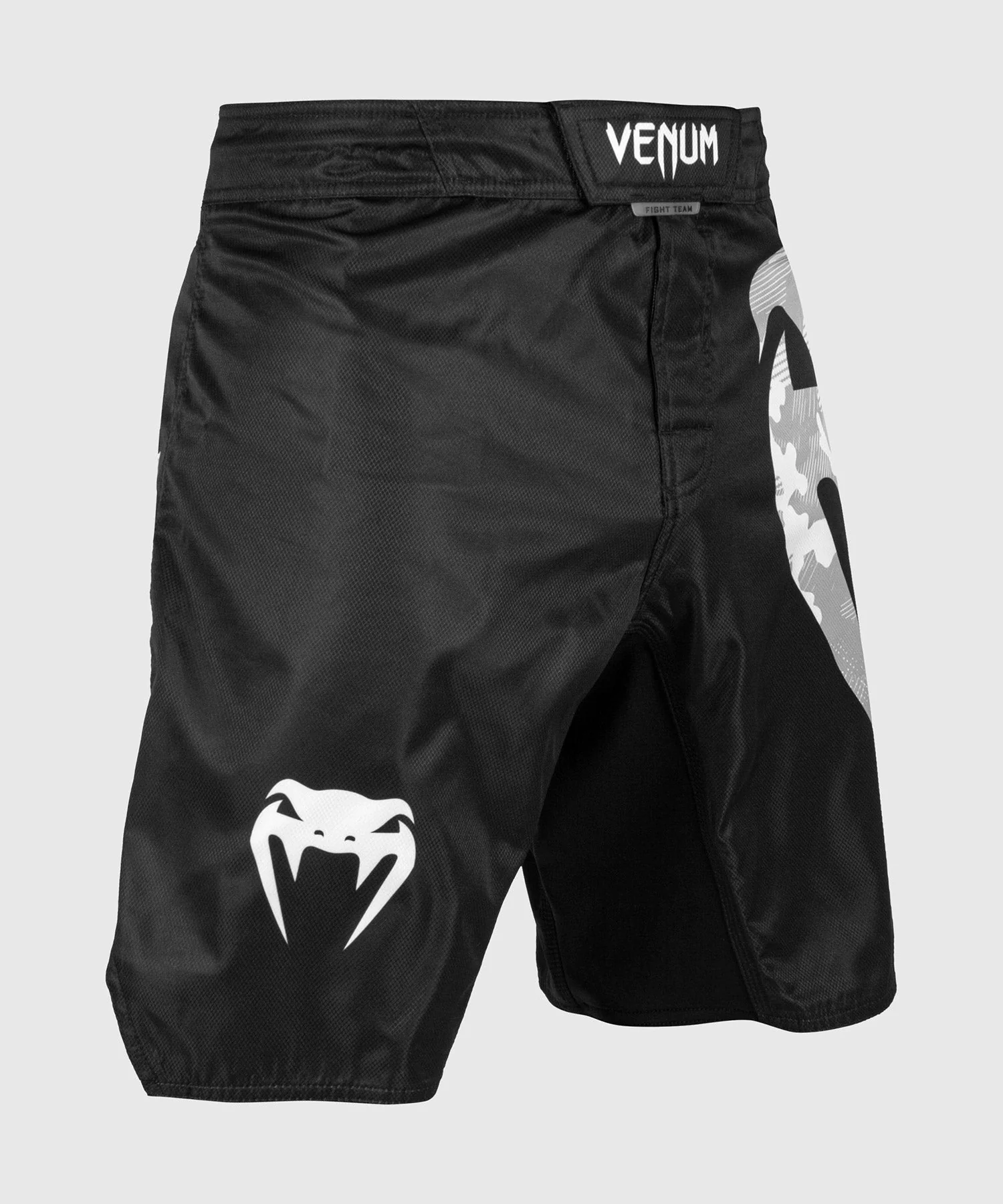 Venum Light 3.0 Fightshorts - Black/White Camo - Image 3
