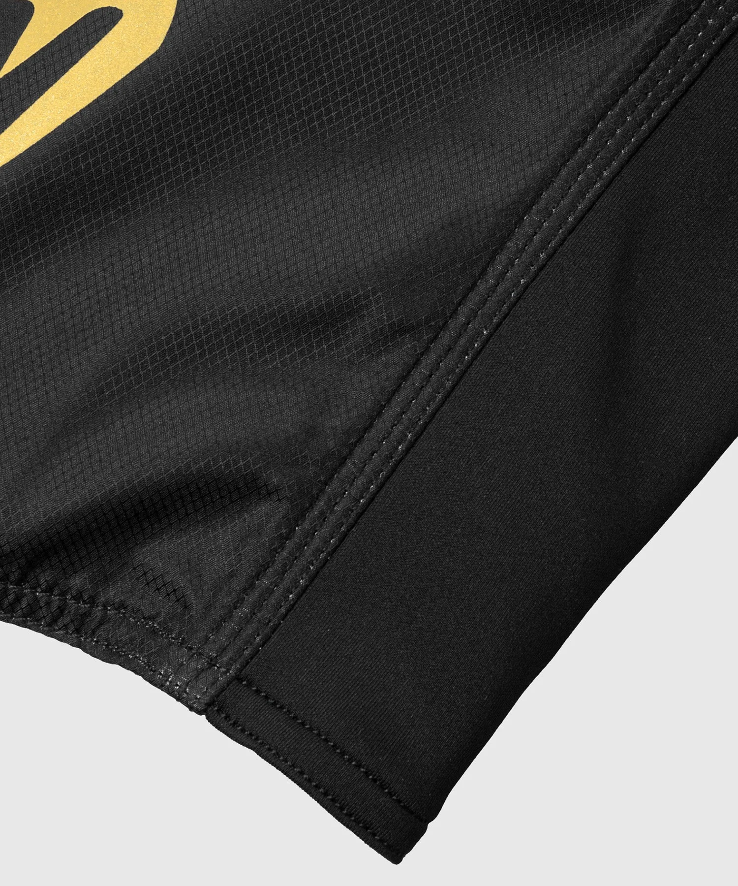 Venum Light 3.0 Fightshorts - Gold/Black - Image 6
