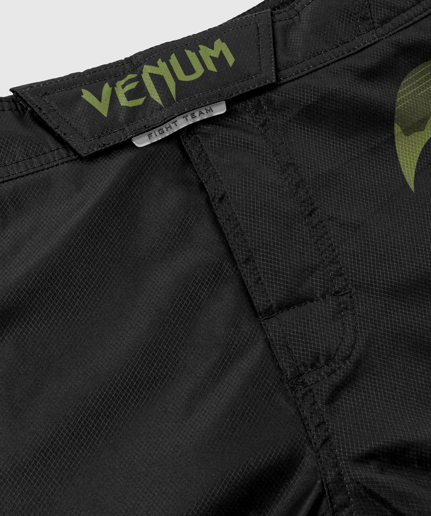 Venum Light 3.0 Fightshorts - Khaki/Black - Image 5