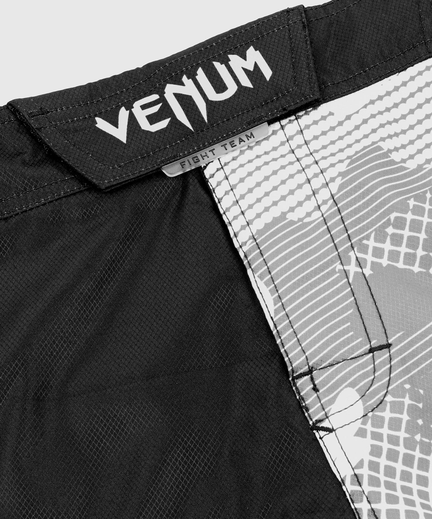 Venum Light 3.0 Fightshorts - Urban Camo - Image 5