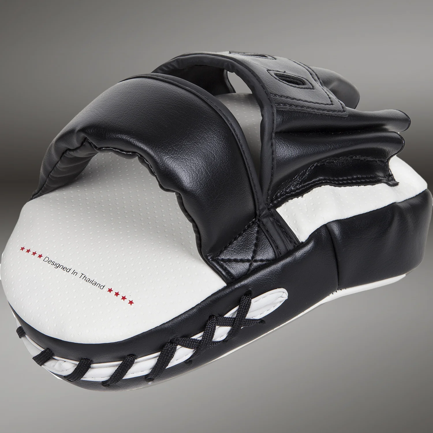 Venum Light Focus Mitts - White/Black (Pair) - Image 3