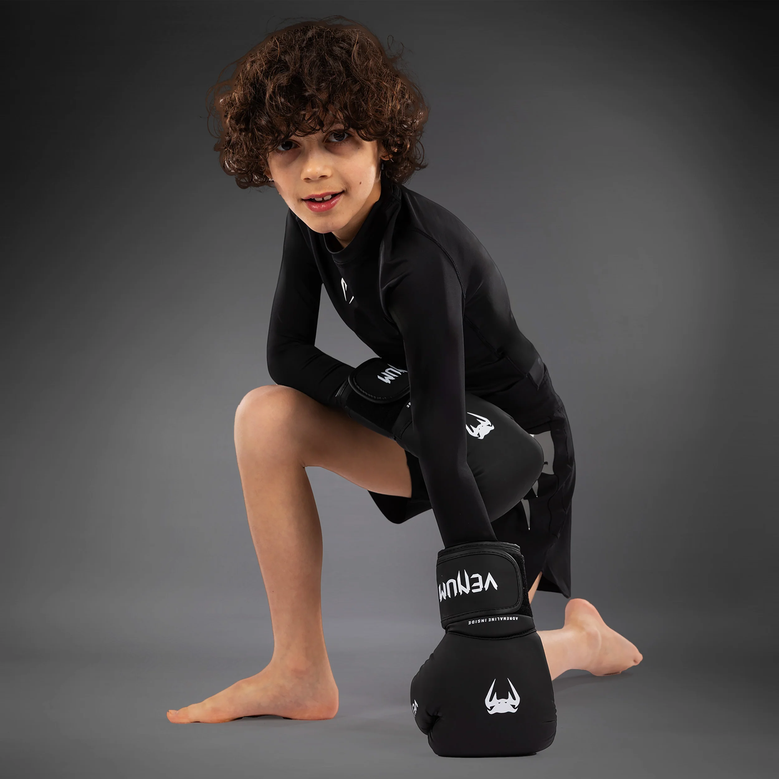 Venum Light Kids Fight Shorts - Black - Image 6