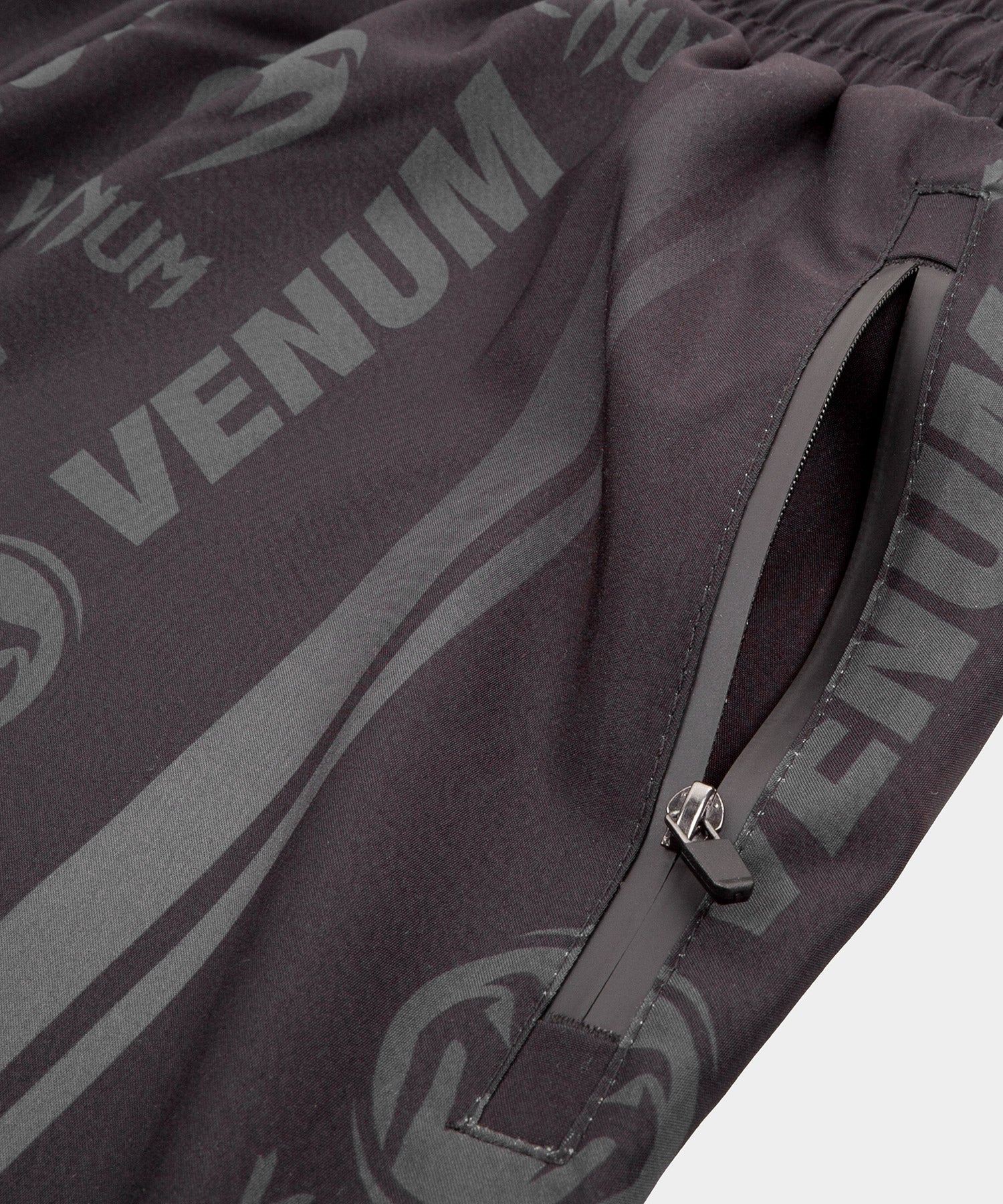 Venum Logos Training Shorts - Black/Black - Image 6