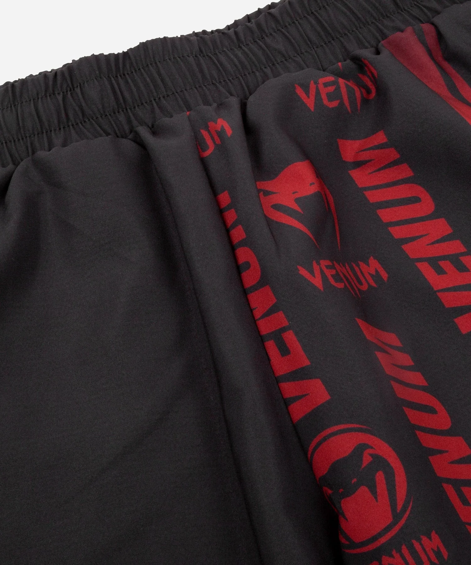 Venum Logos Training Shorts - Black/Red - Image 5