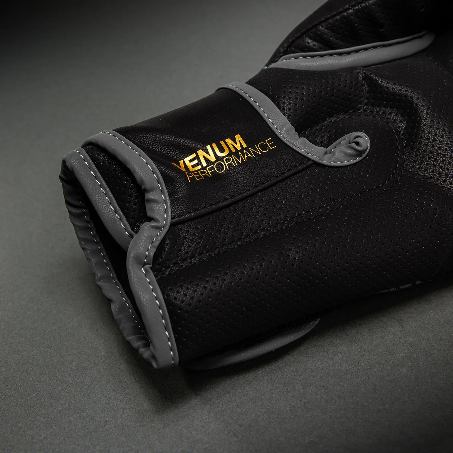 Venum Matupa Boxing Gloves - Black/Grey/Gold - Image 5