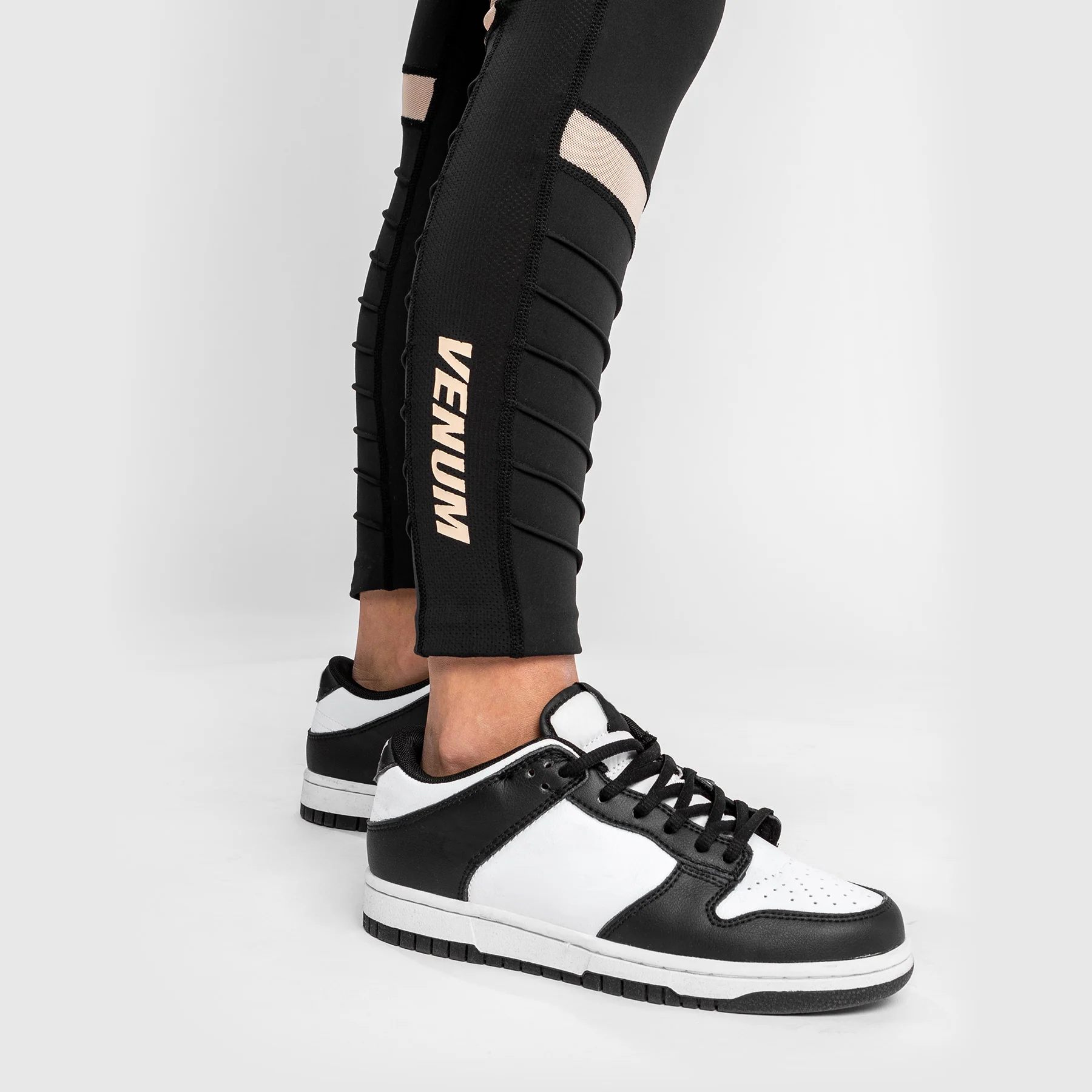Venum Moto Leggings 7/8 - For Women - Black/Sand - Image 7