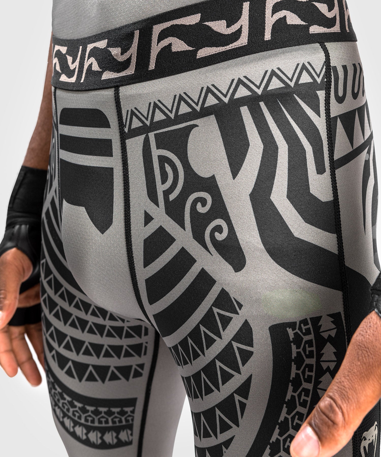 Venum Nakahi Spats - Grey - Image 4