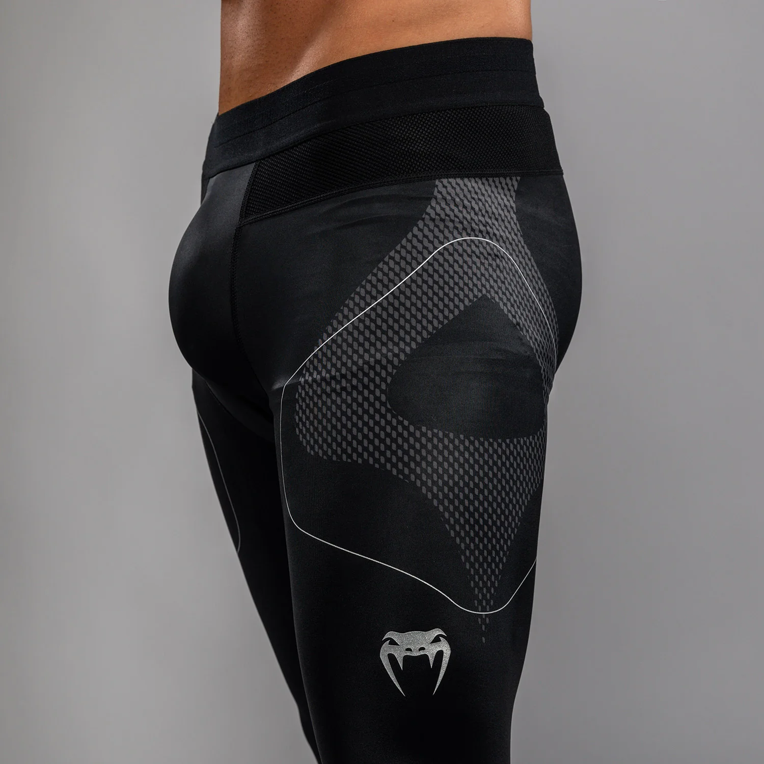 Venum Nexus Spats - Black/Silver - Image 8