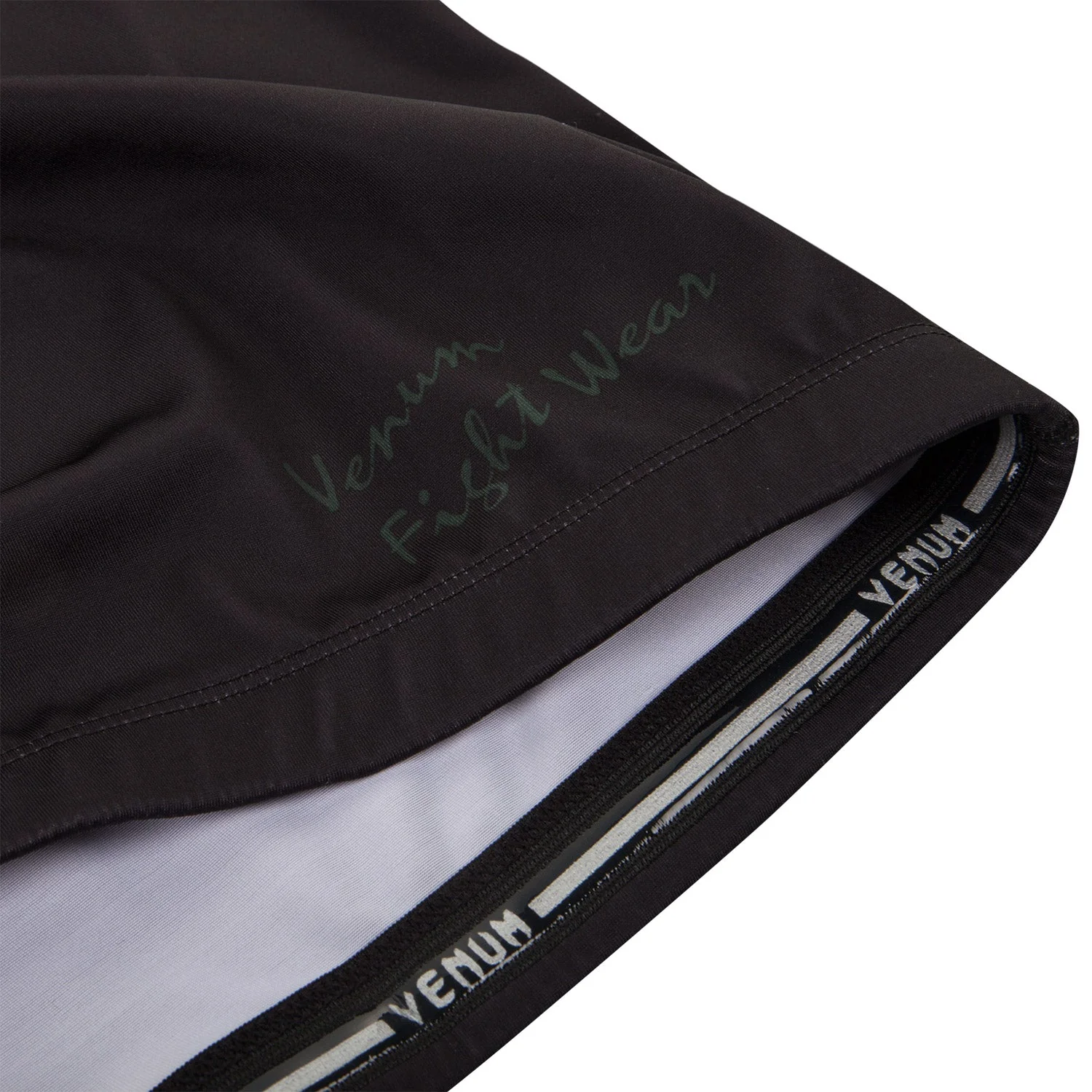 Venum Original Giant Rashguard - Long Sleeves - Black/Forest Camo - Image 5