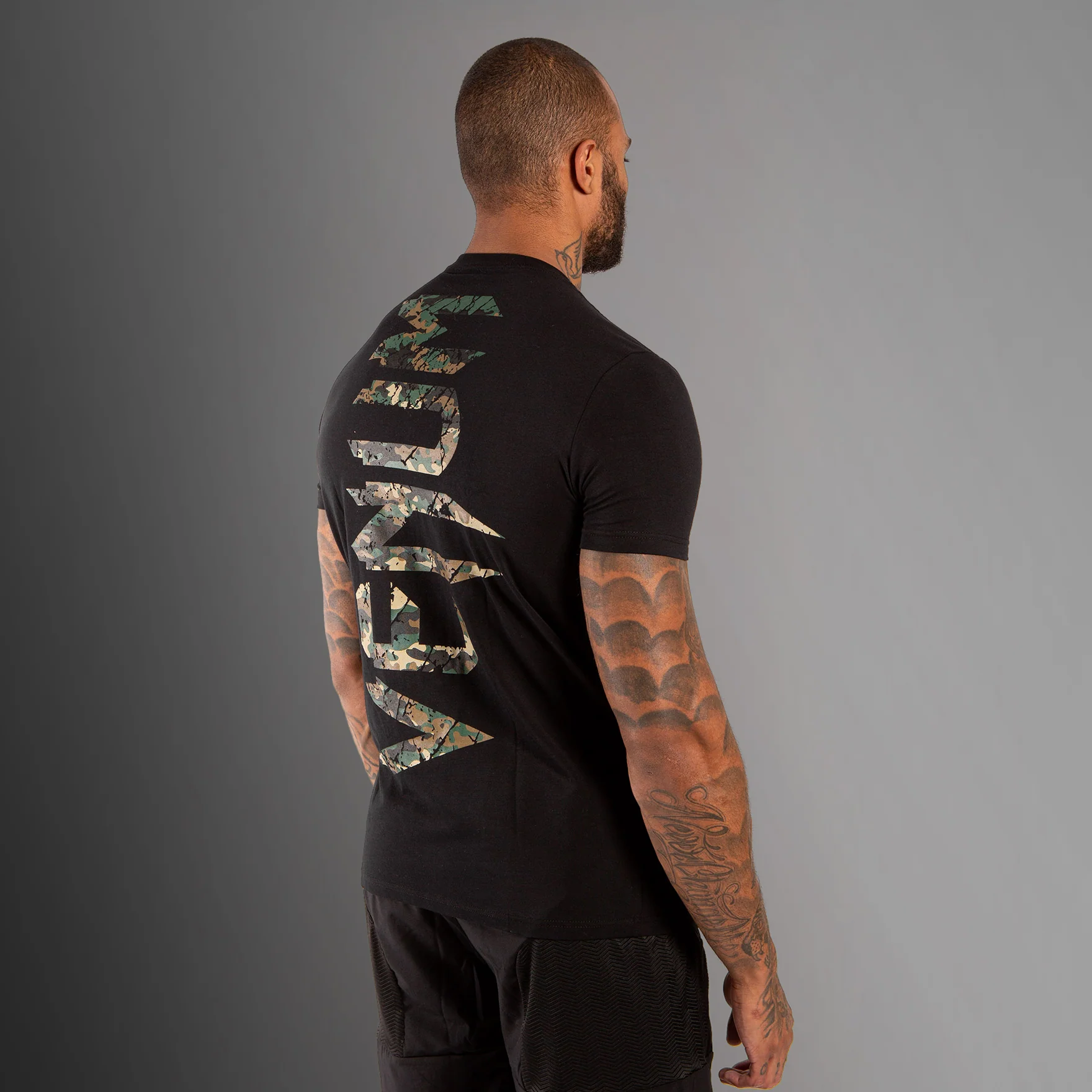 Venum Original Giant T-Shirt - Black/Forest-Camo - Image 5