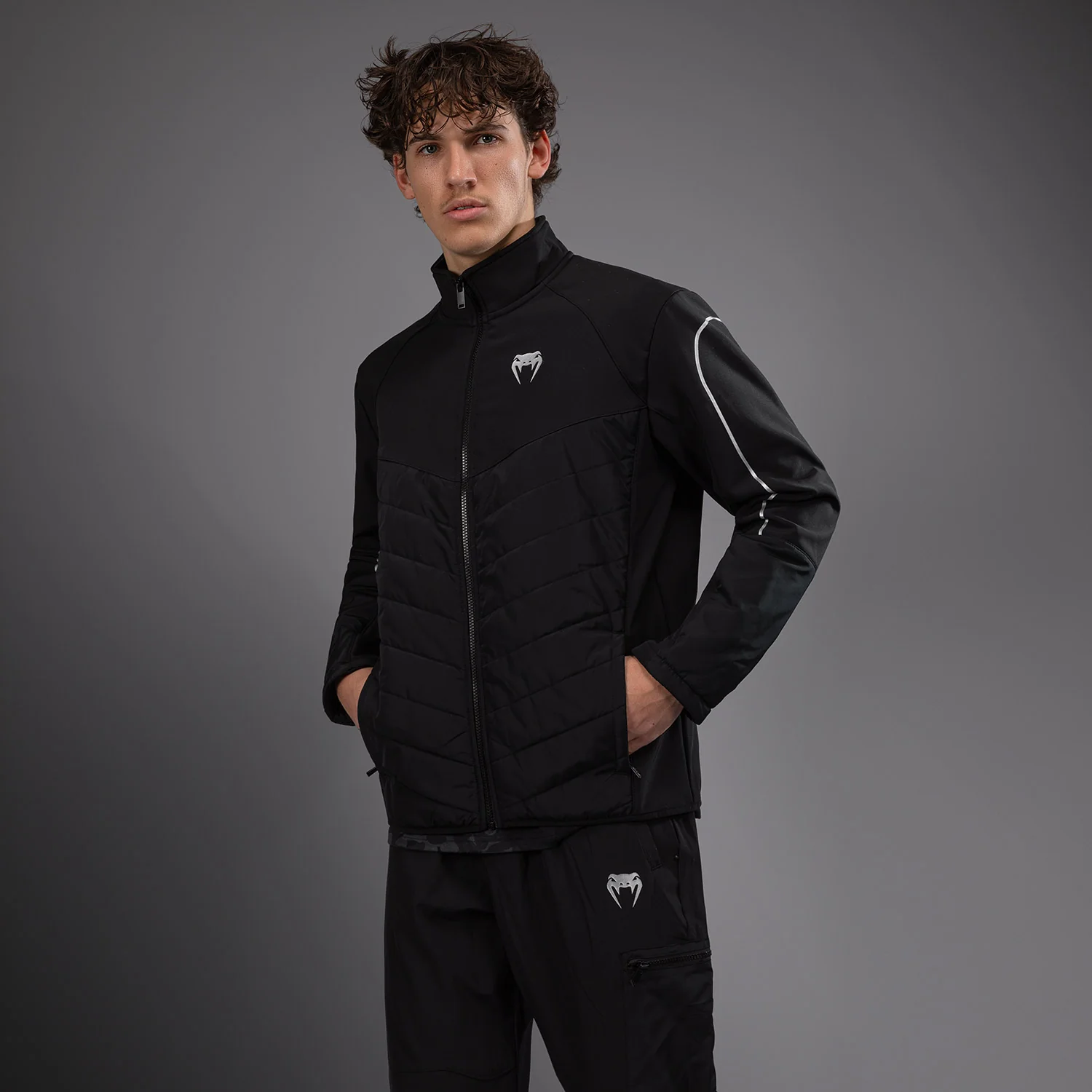 Venum Paddock Softshell Jacket Long Sleeves - Black - Image 4