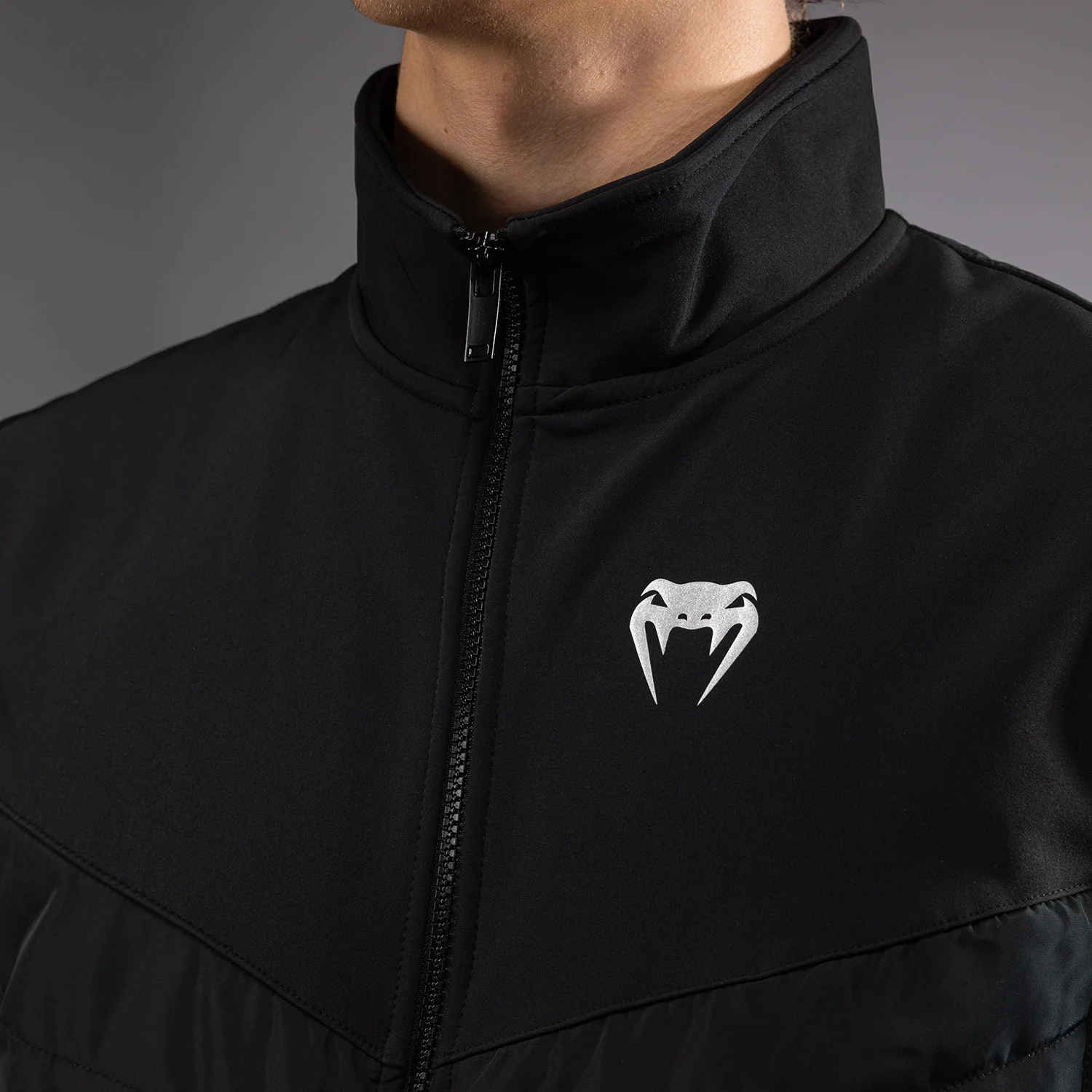 Venum Paddock Softshell Jacket Short Sleeves - Black - Image 6